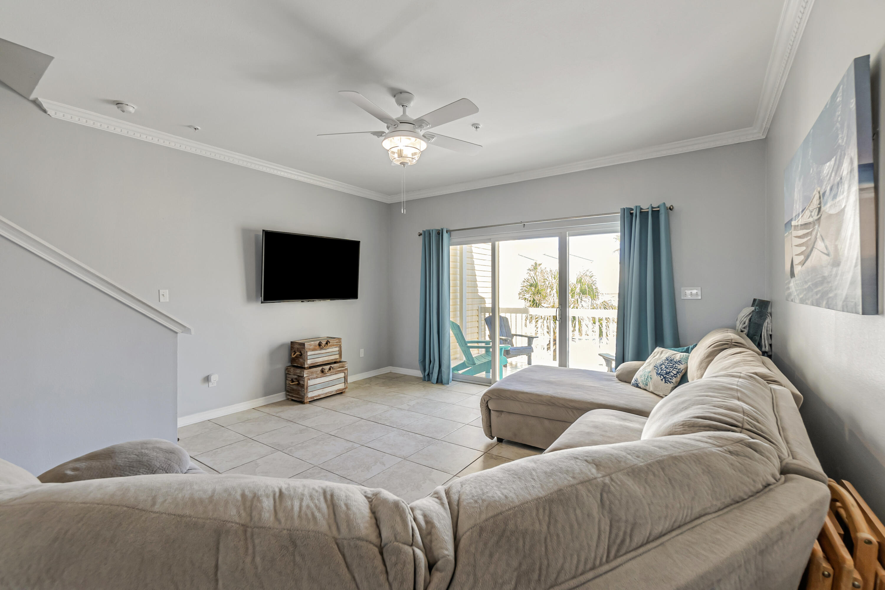 PARADISE POINT T/H - Residential