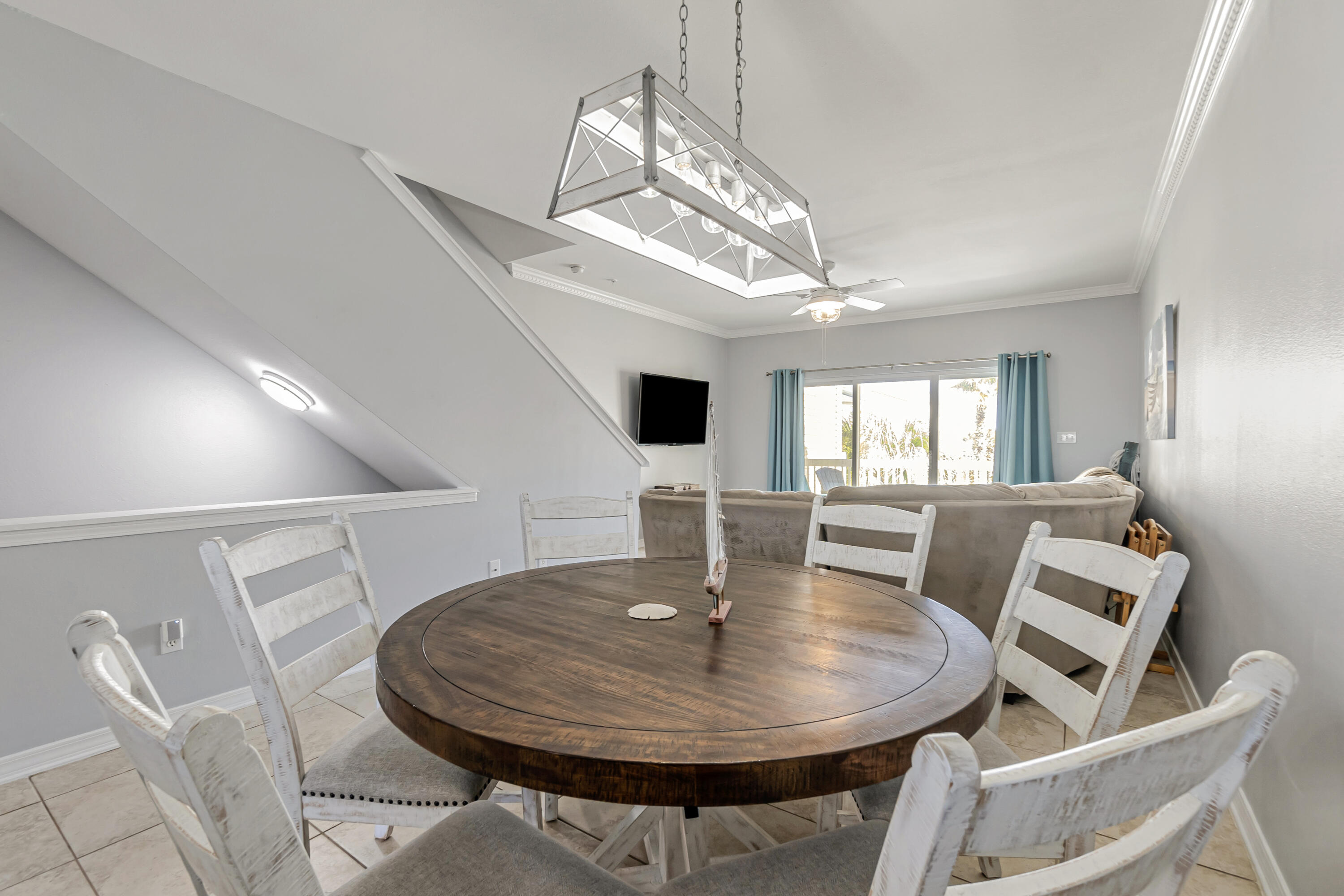 PARADISE POINT T/H - Residential