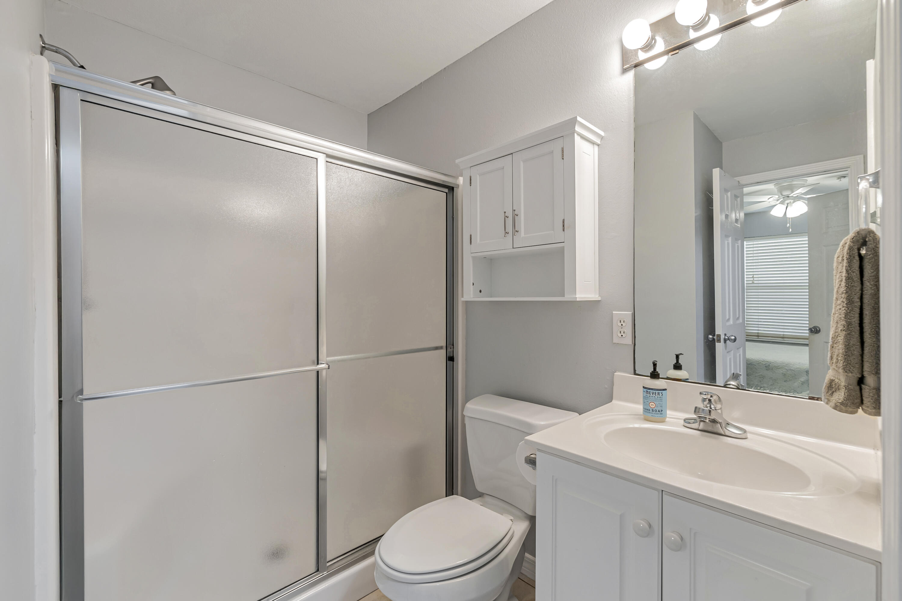PARADISE POINT T/H - Residential