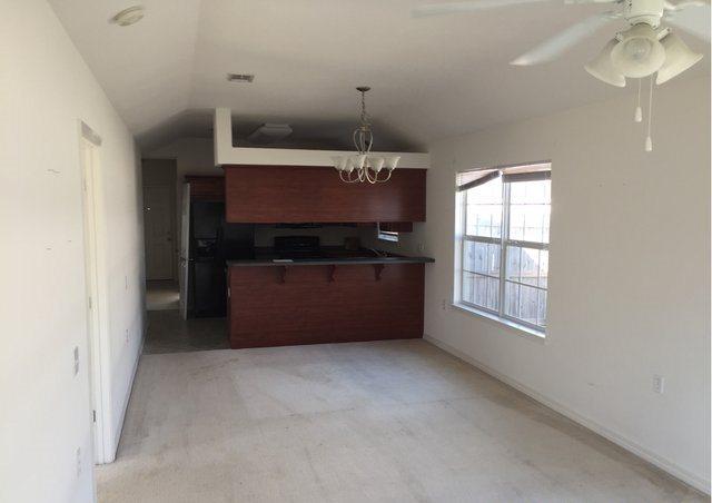 SHADOW LAKES - Residential