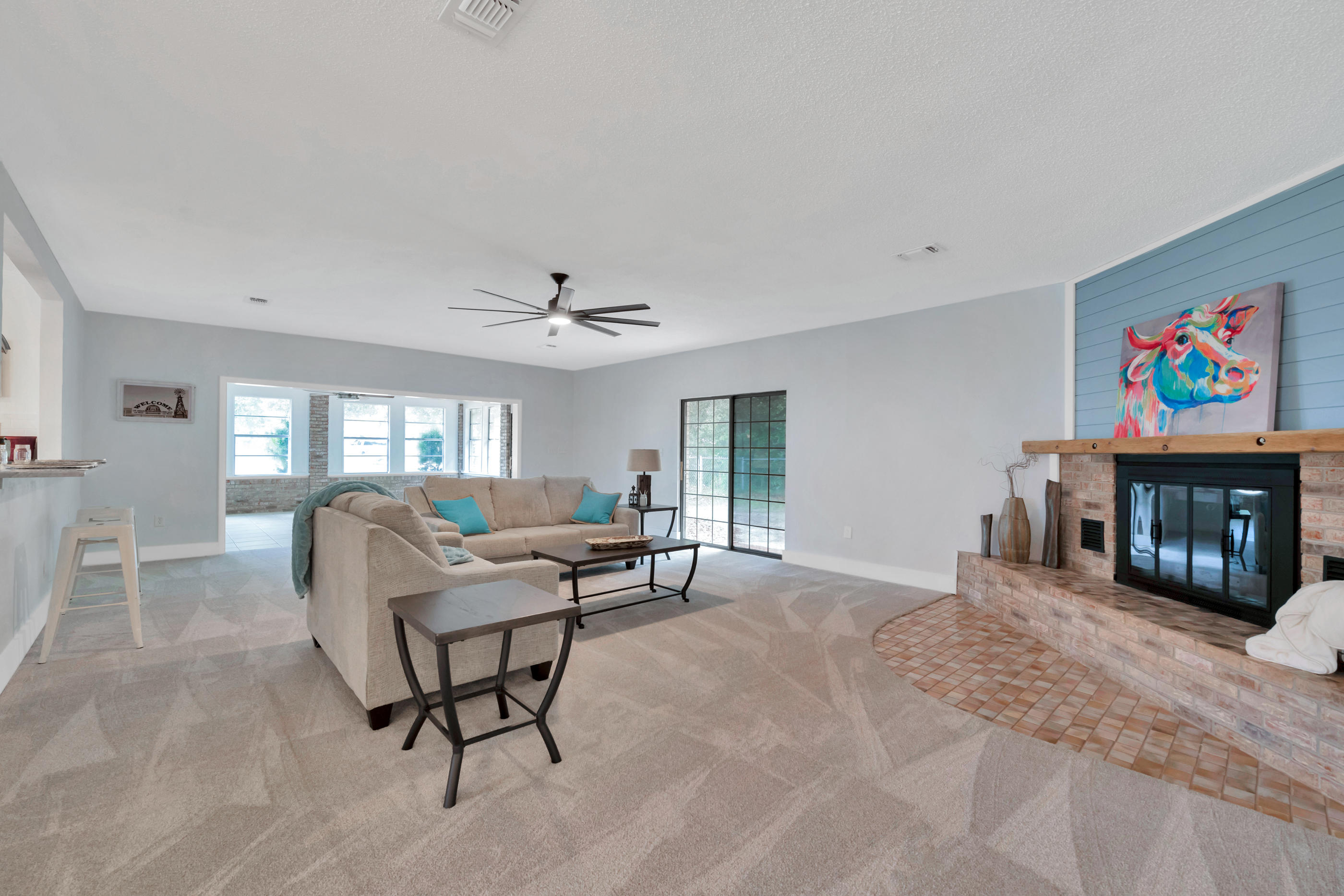 ROBLEDAL ESTATES - Residential