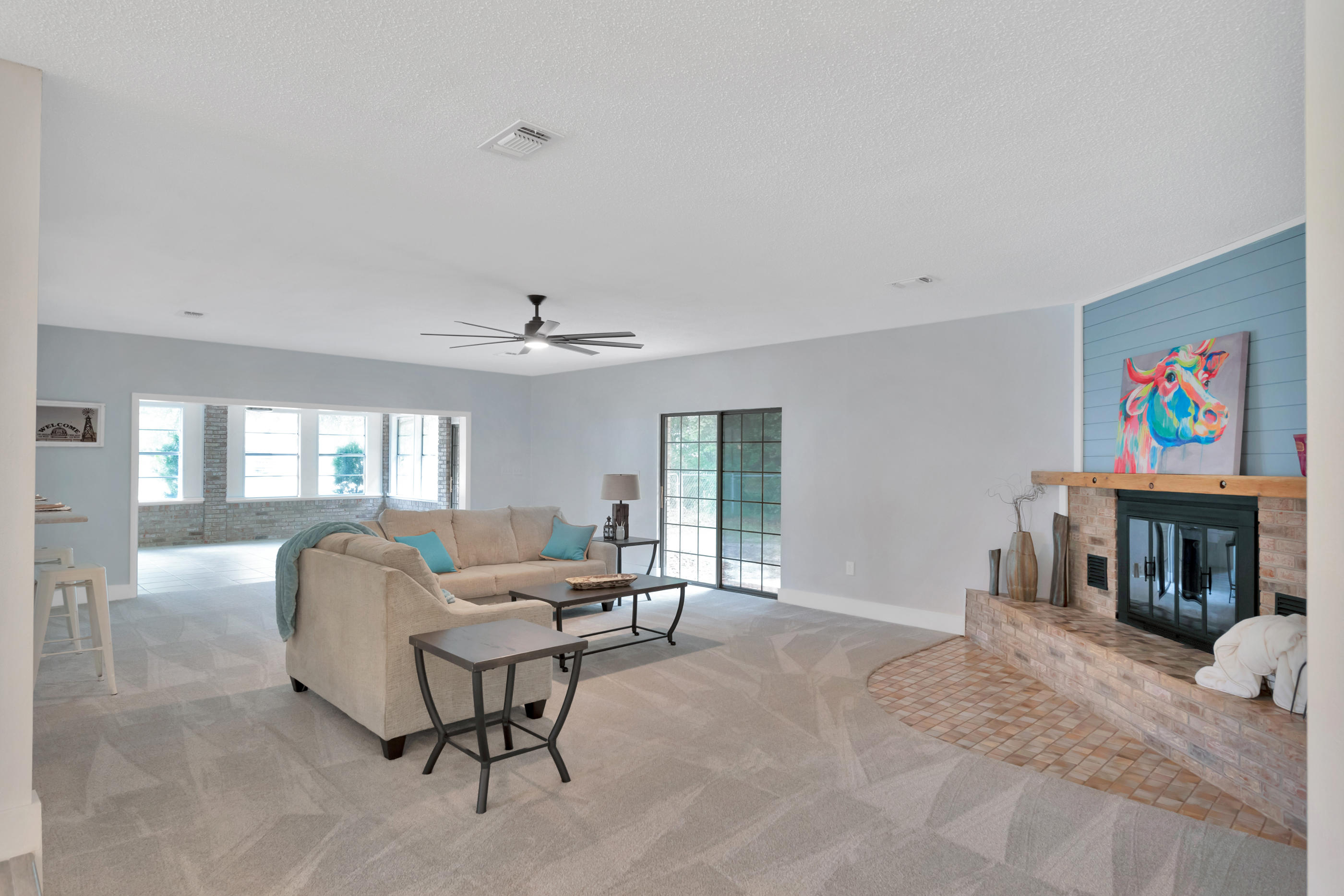 ROBLEDAL ESTATES - Residential