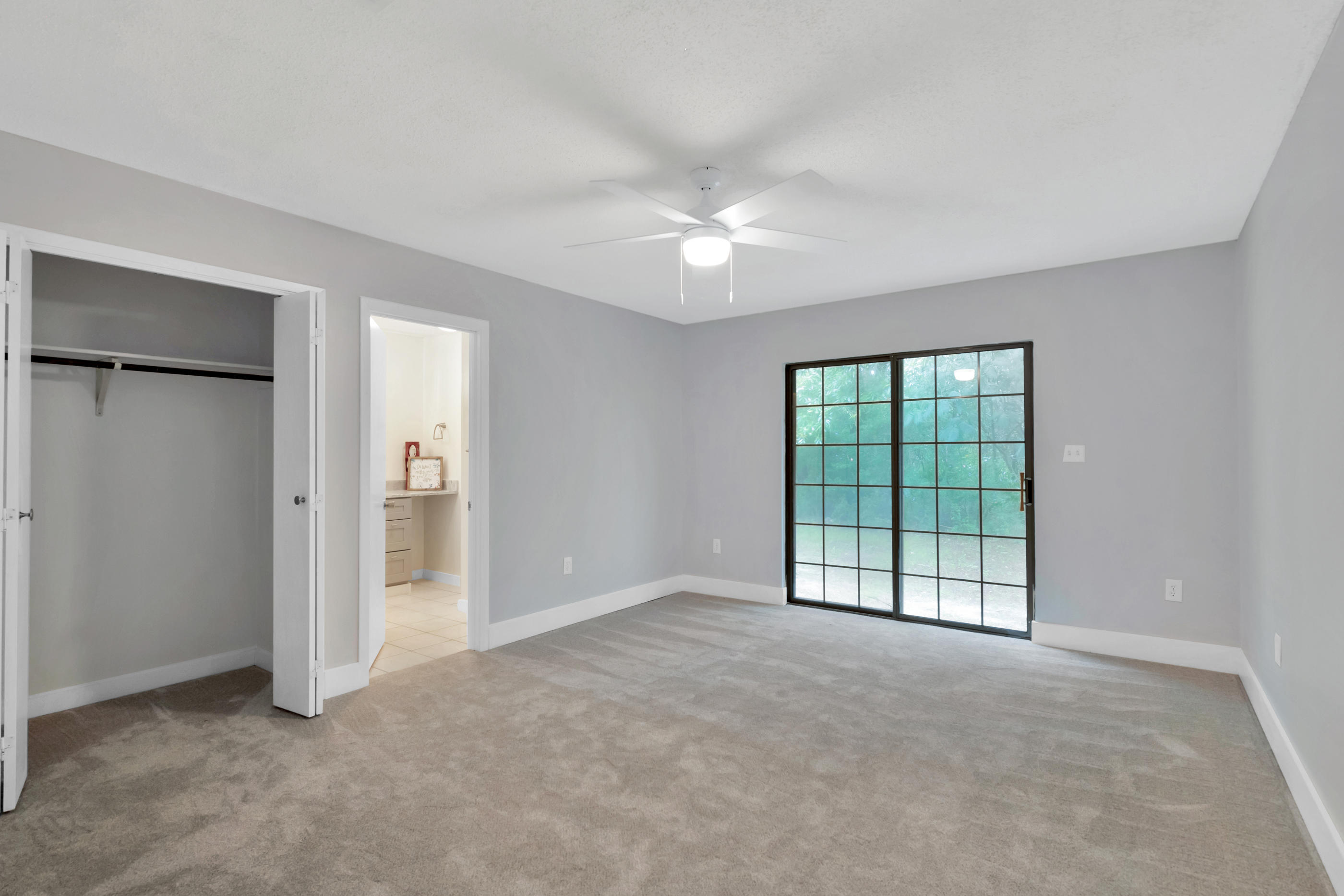 ROBLEDAL ESTATES - Residential