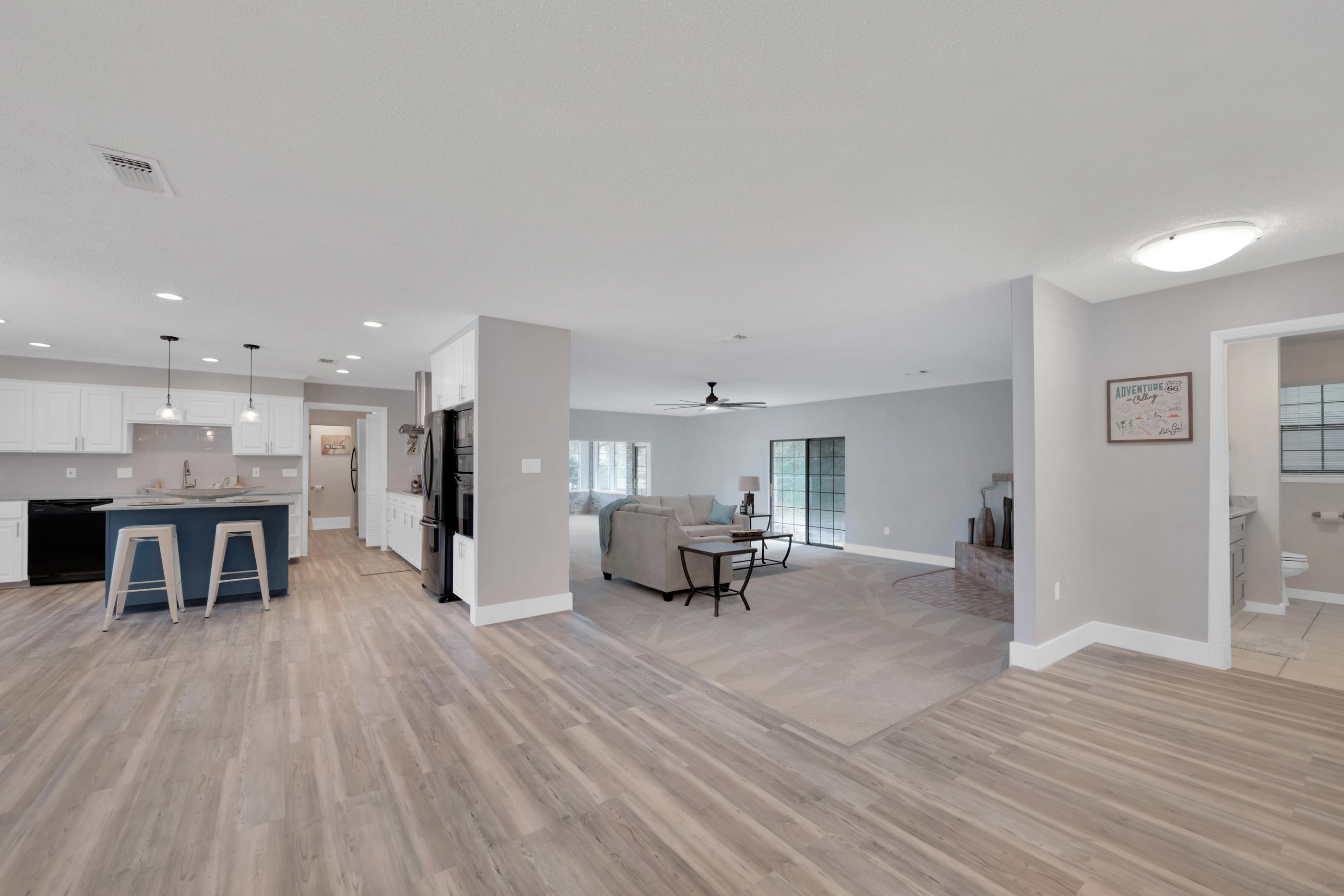 ROBLEDAL ESTATES - Residential