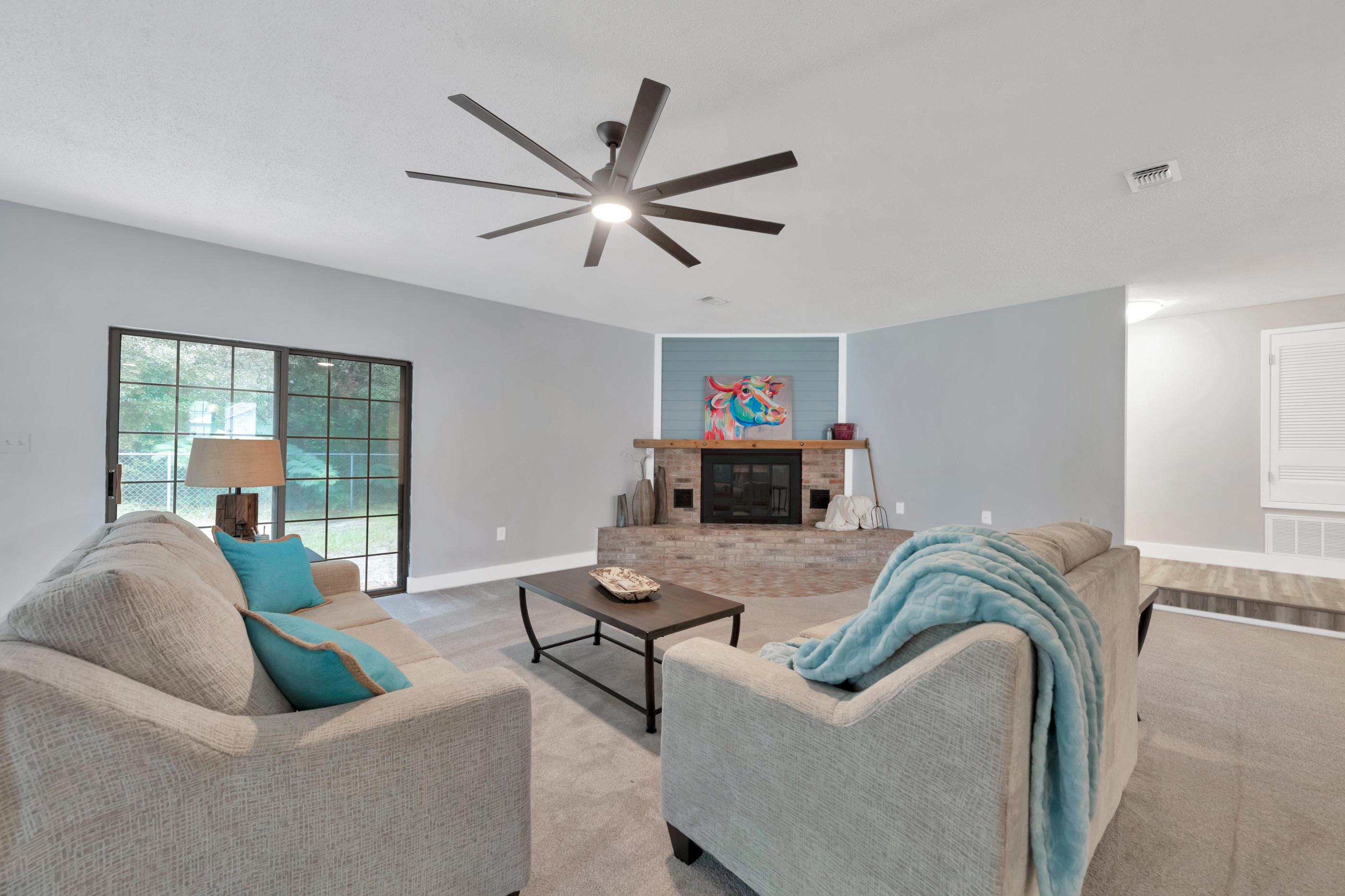 ROBLEDAL ESTATES - Residential