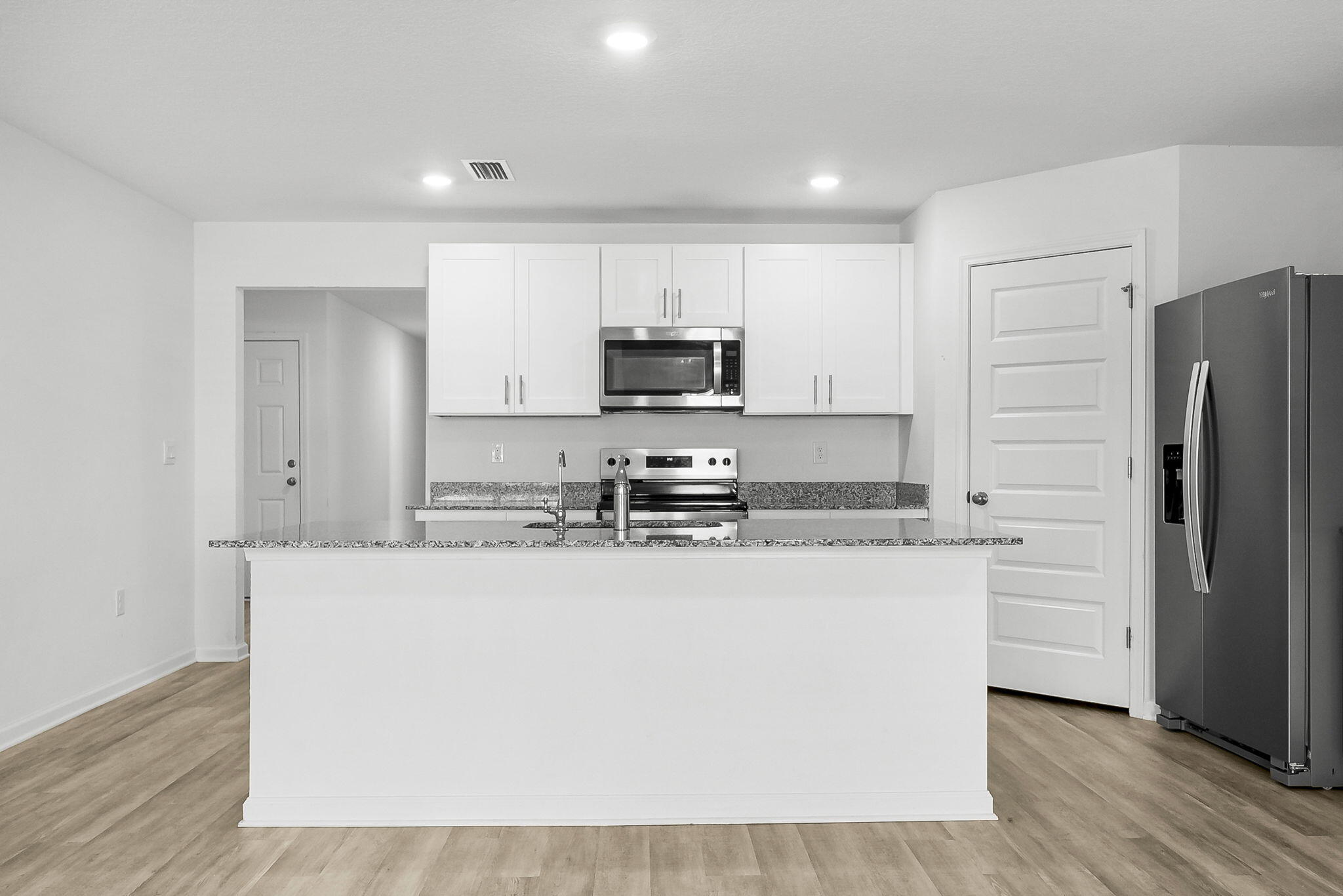 RIVERWALK PH I - Residential Lease