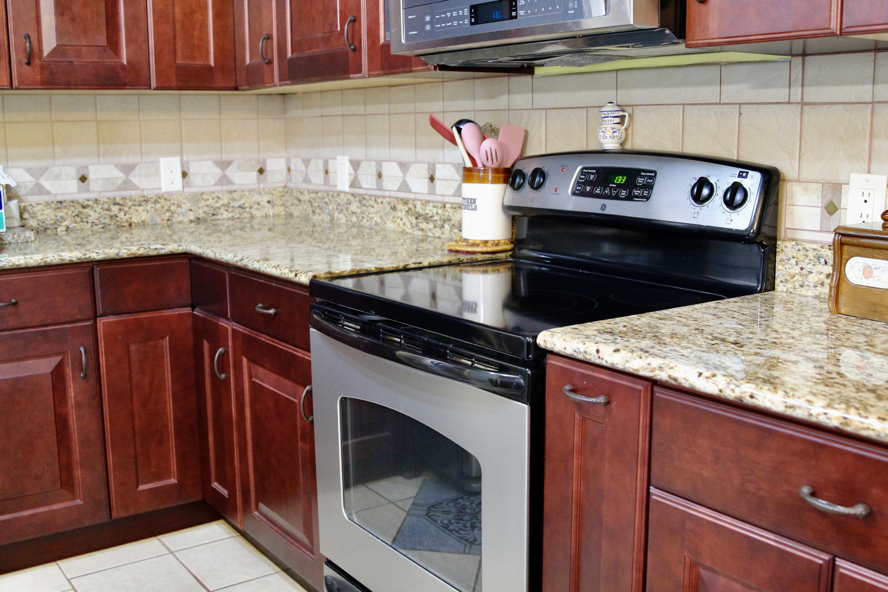 PAGE PLACE 3 PH 1 - Residential