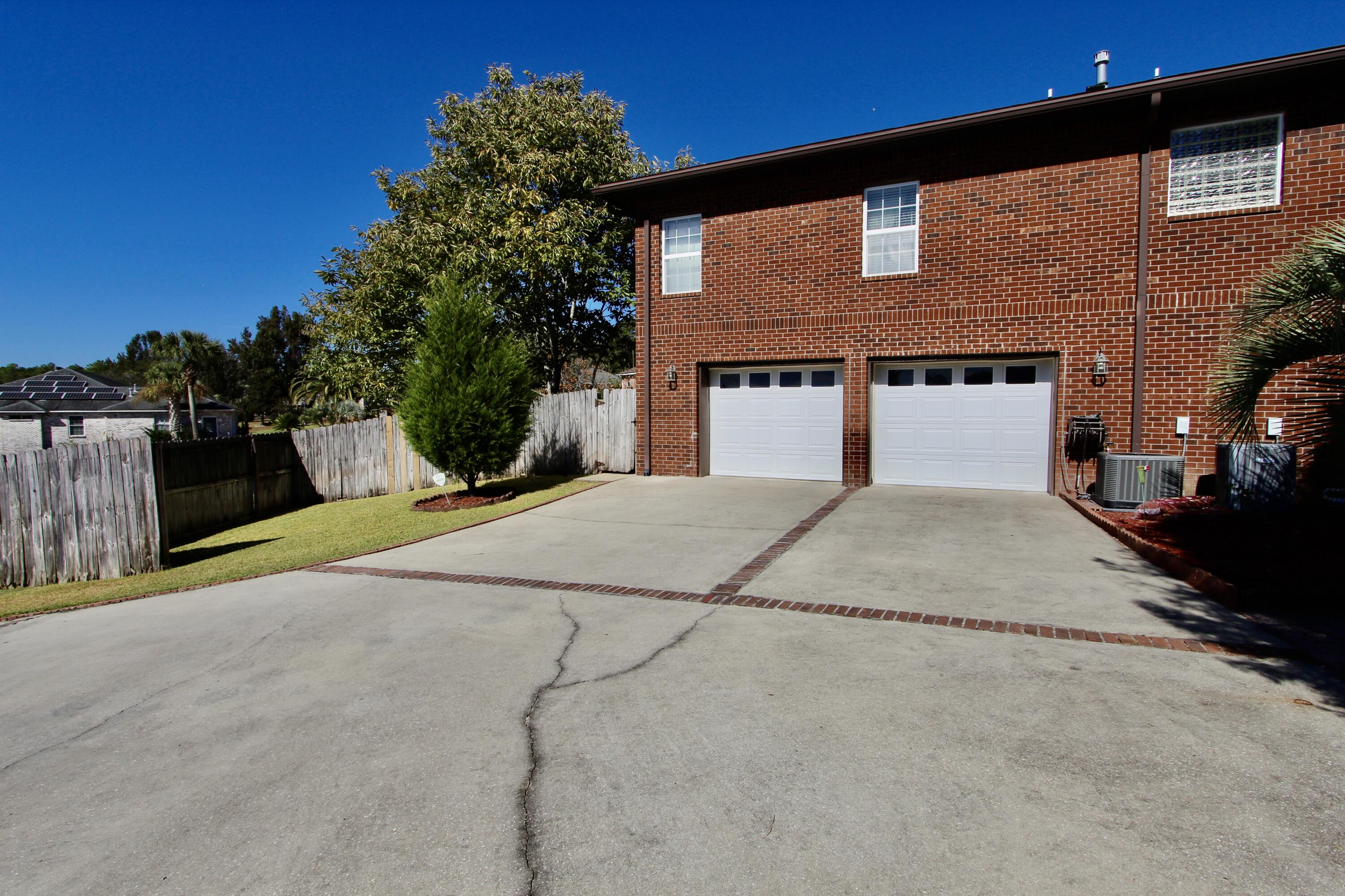 PAGE PLACE 3 PH 1 - Residential