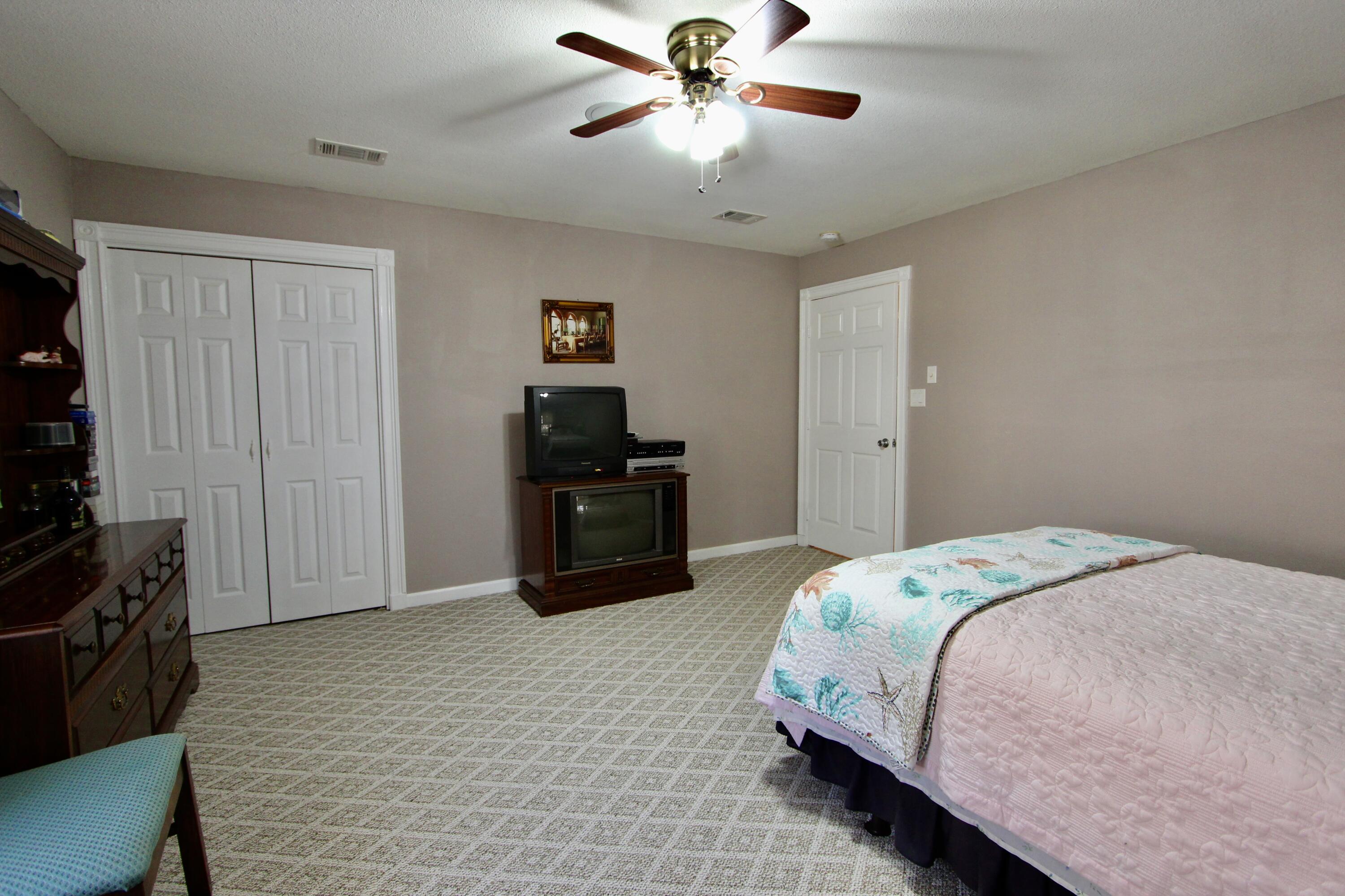 PAGE PLACE 3 PH 1 - Residential