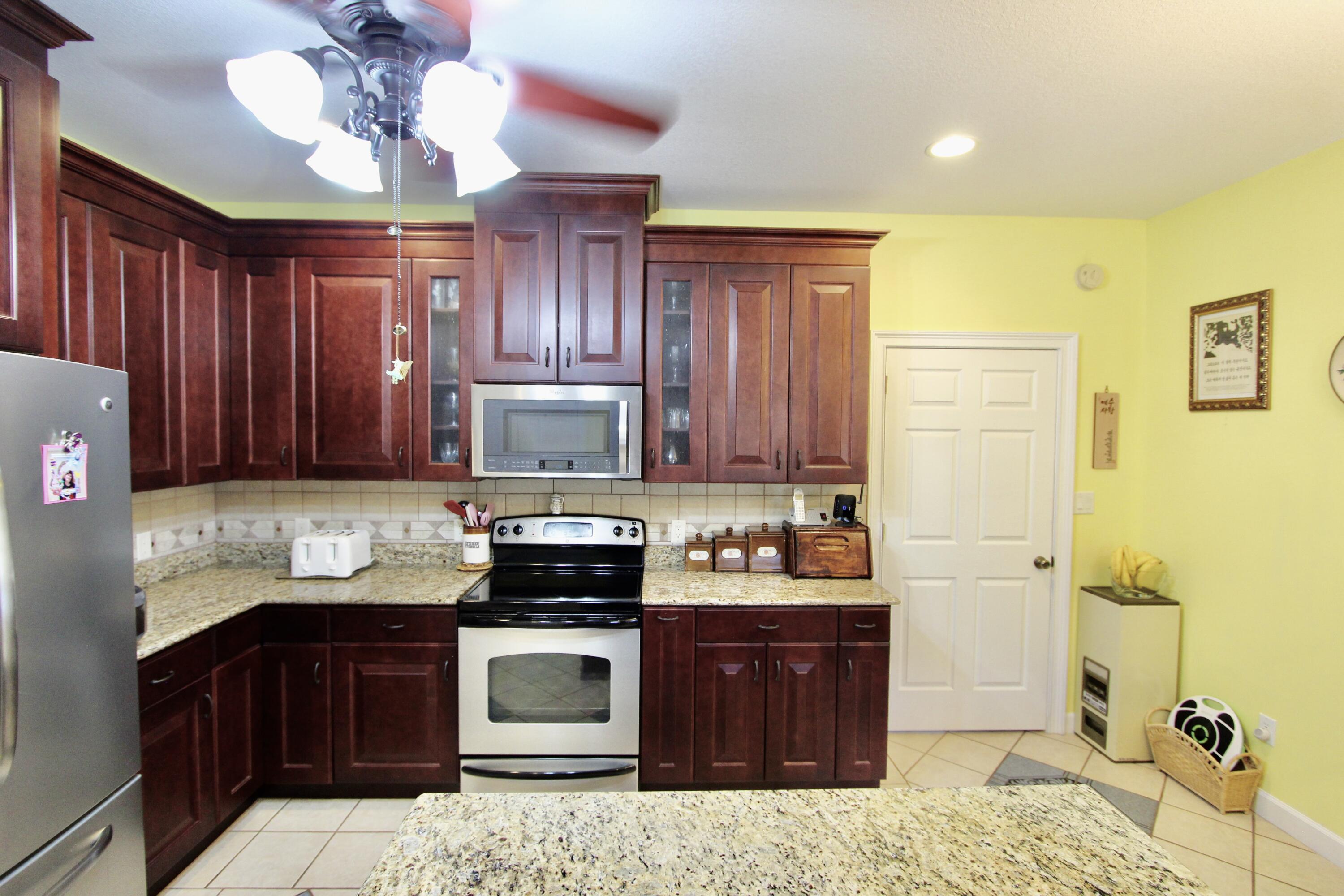 PAGE PLACE 3 PH 1 - Residential