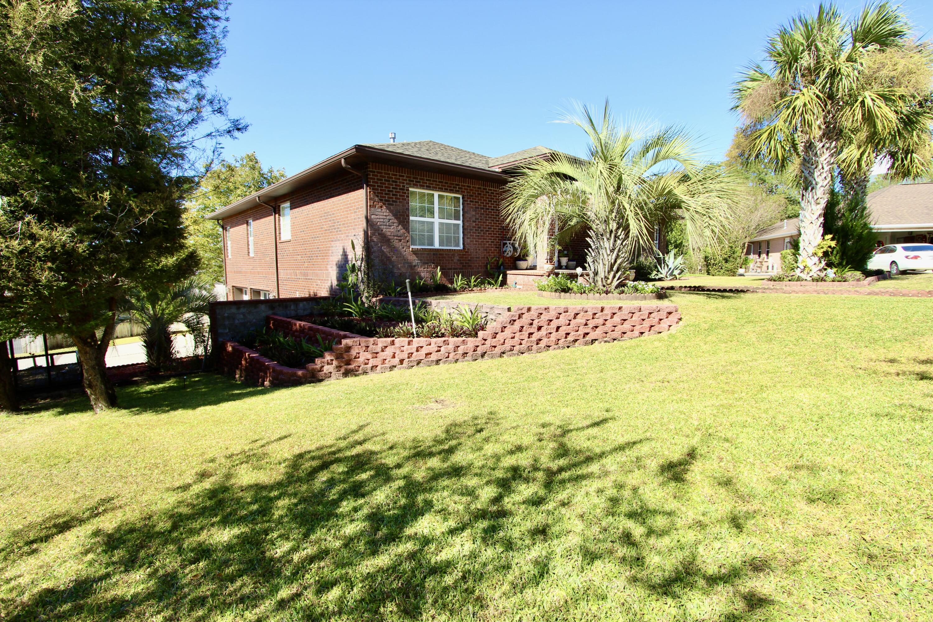 PAGE PLACE 3 PH 1 - Residential