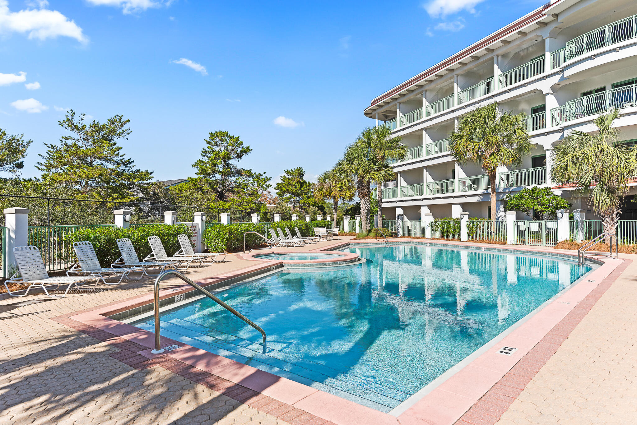 INN AT SEACREST BEACH (THE) - Residential