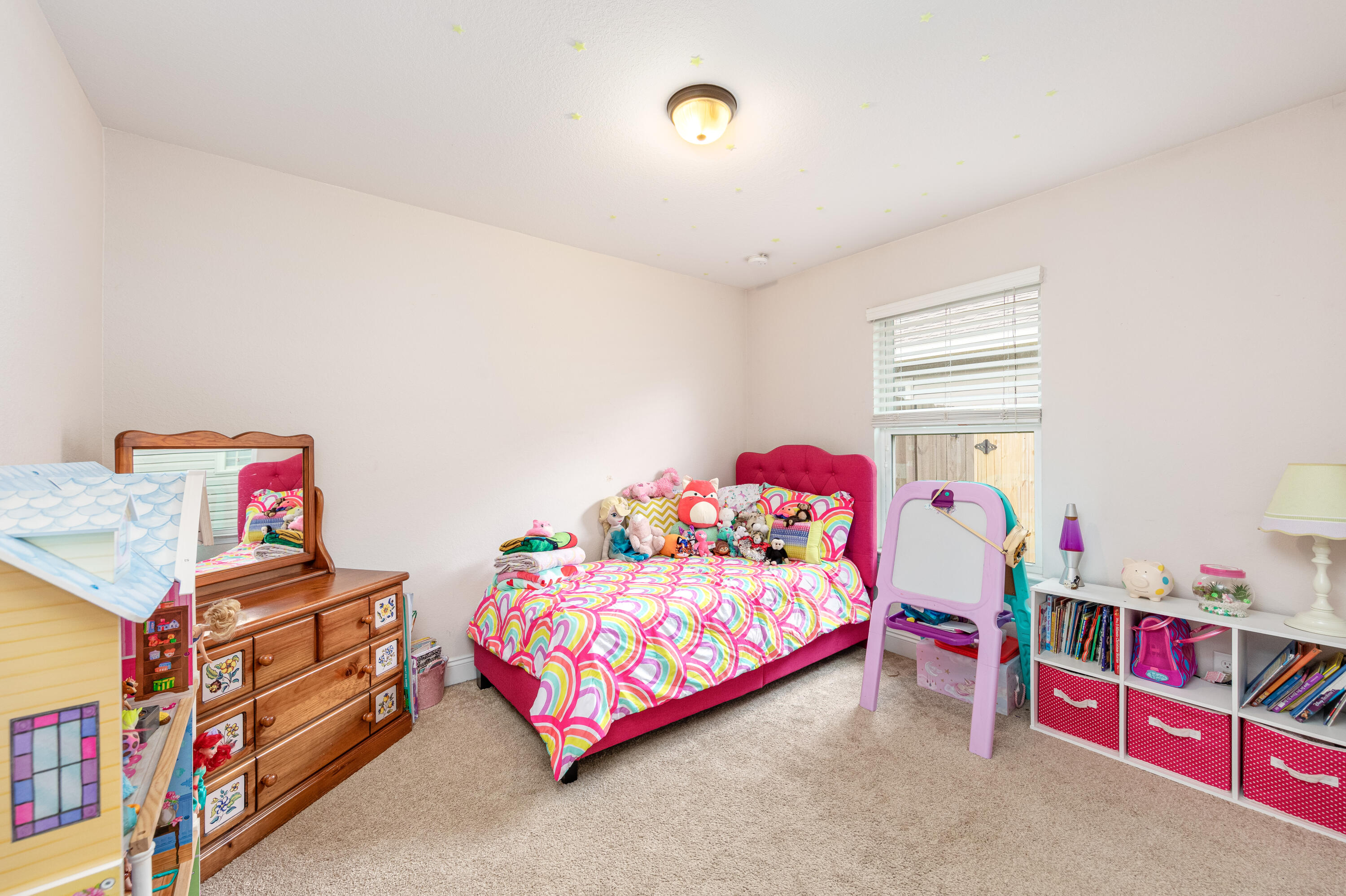 SHADOW LAKES - Residential