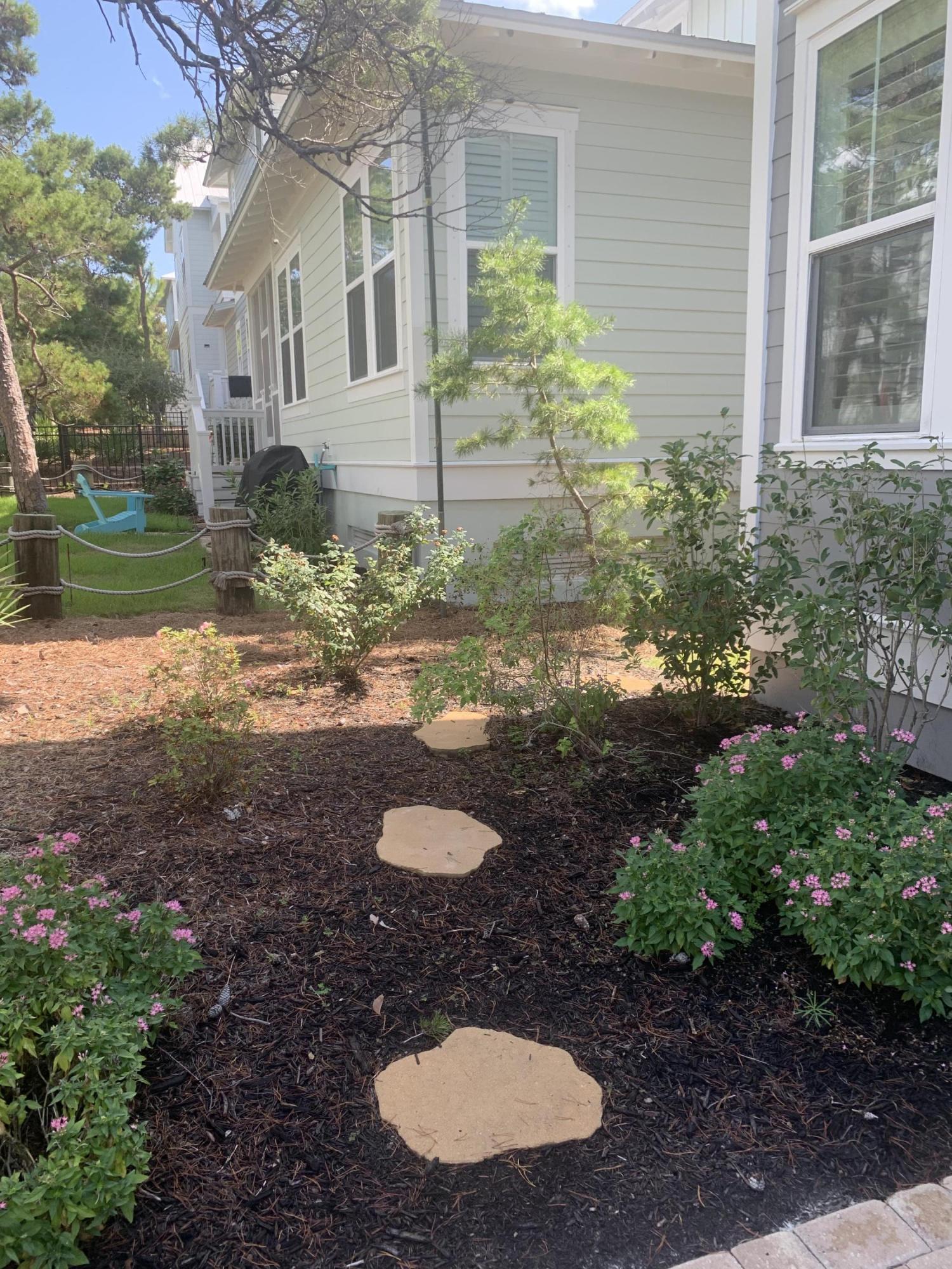 HIGHLAND PARKS - Residential