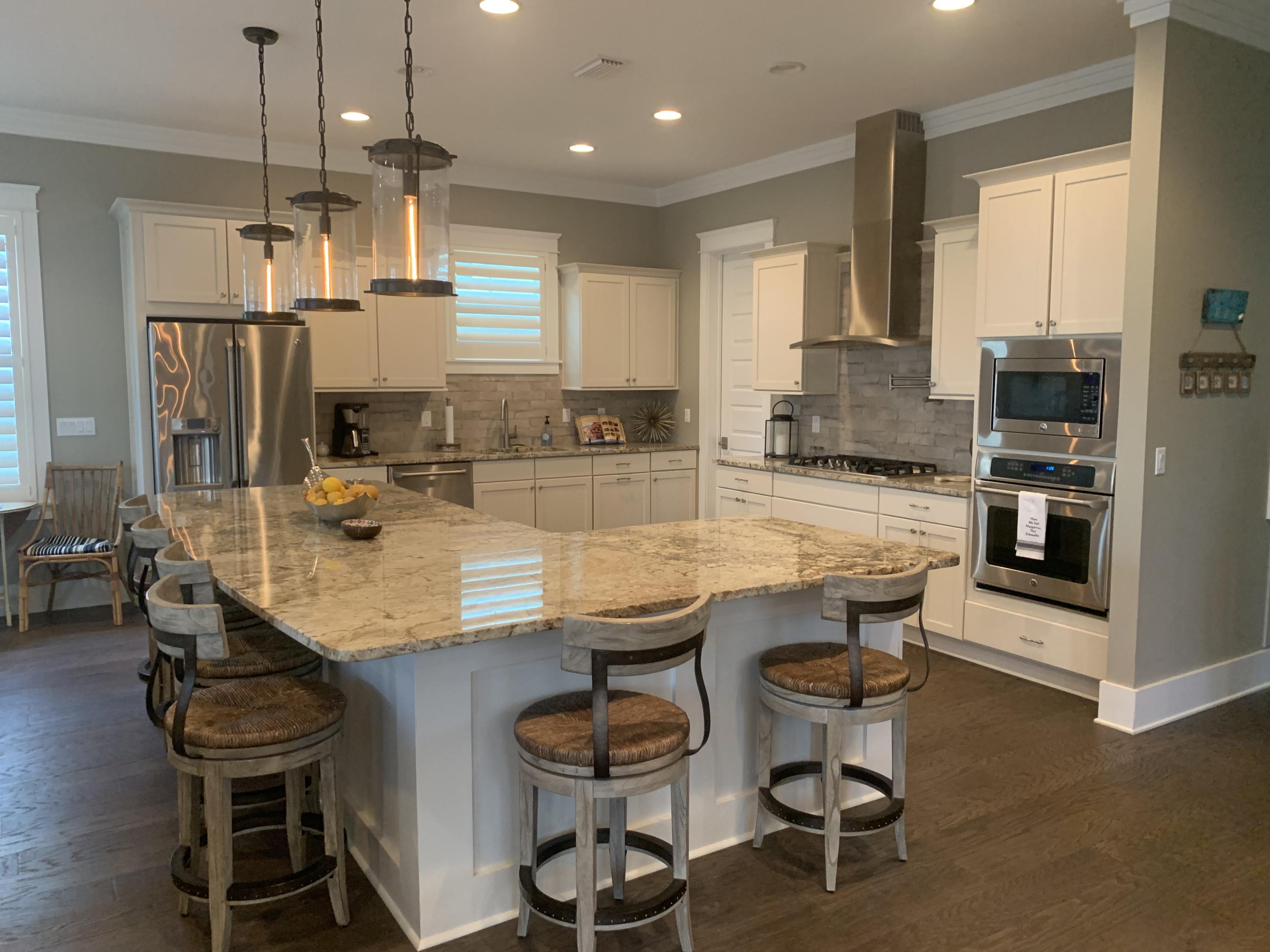 HIGHLAND PARKS - Residential