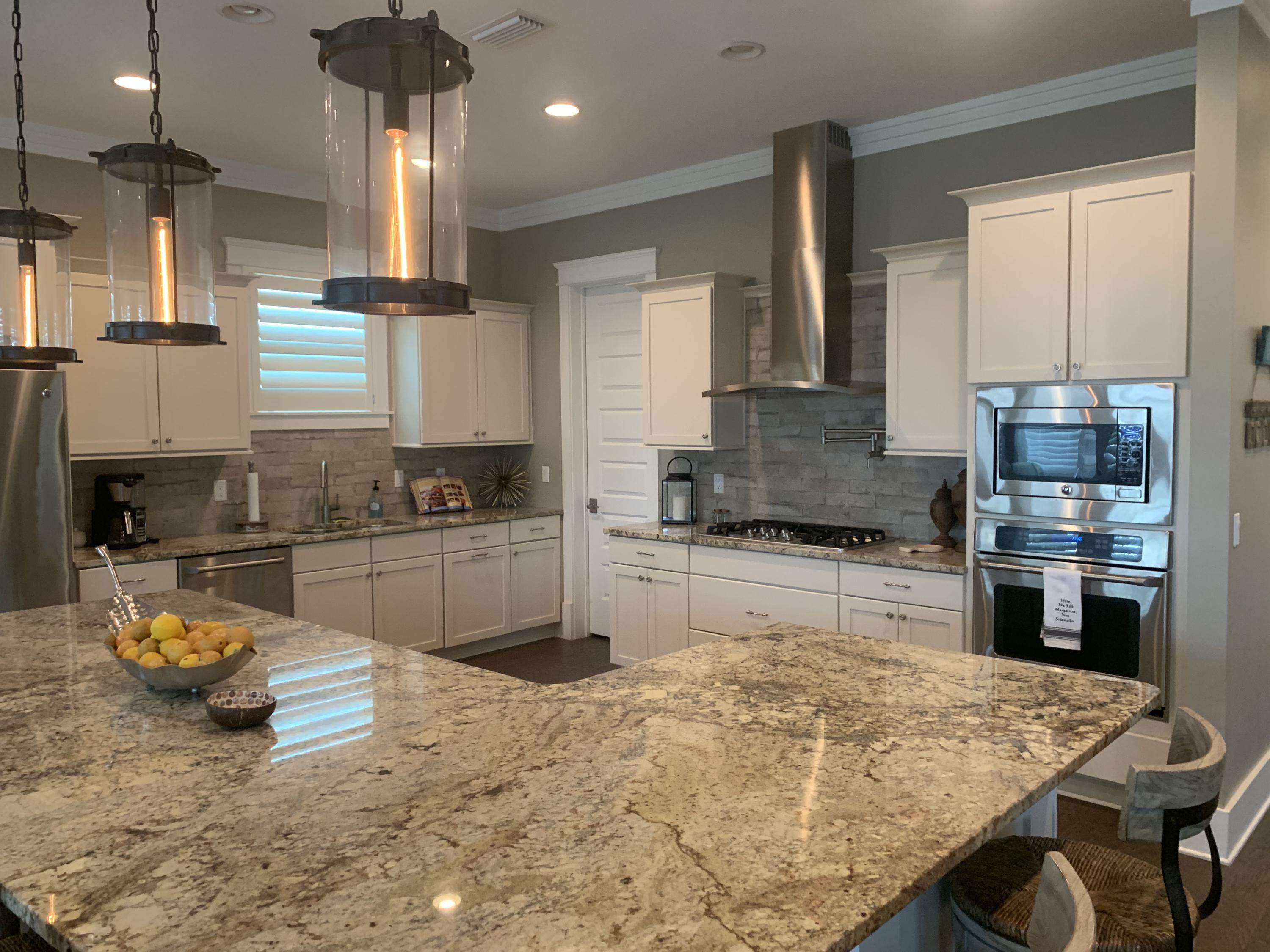 HIGHLAND PARKS - Residential