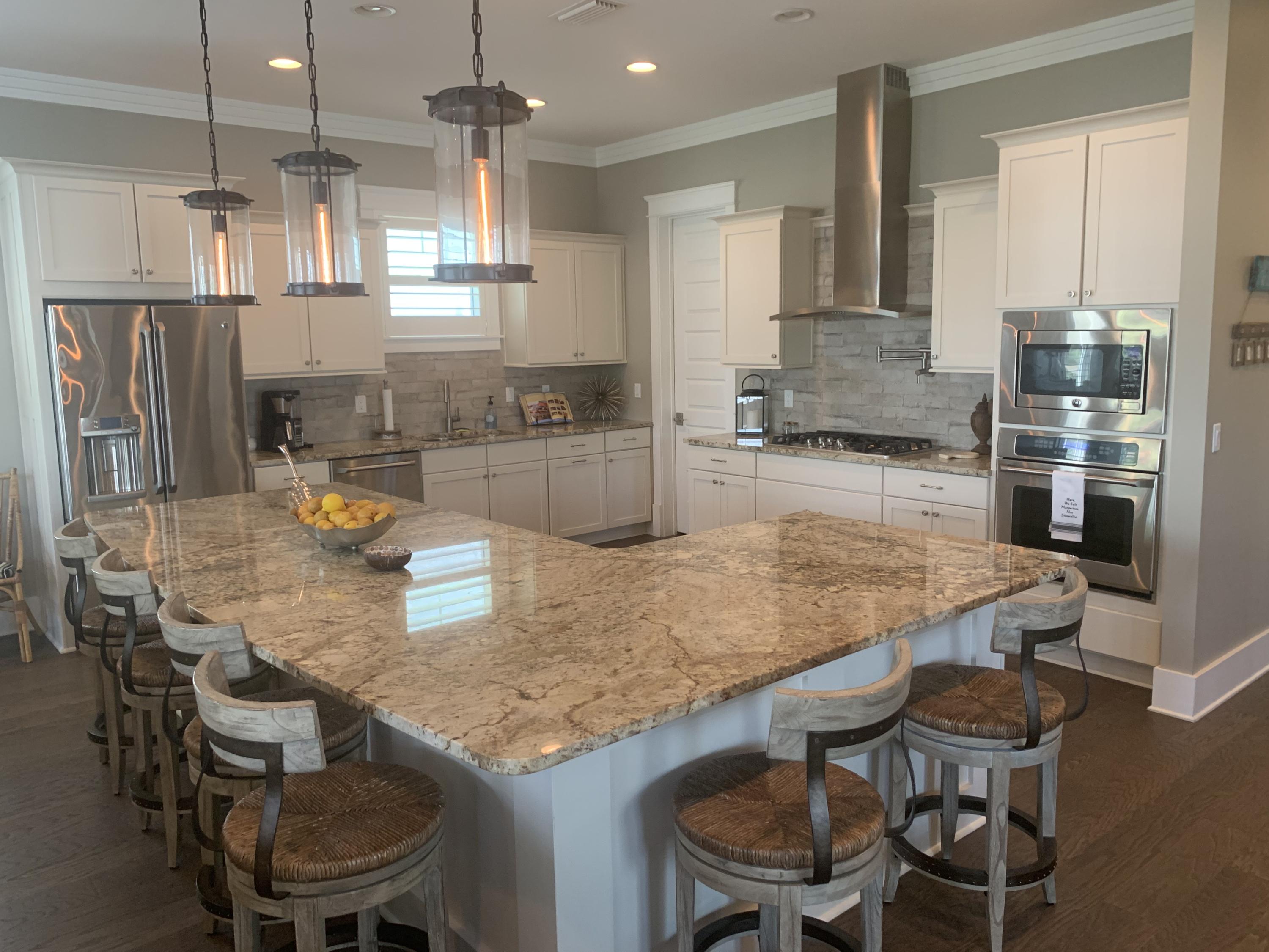 HIGHLAND PARKS - Residential