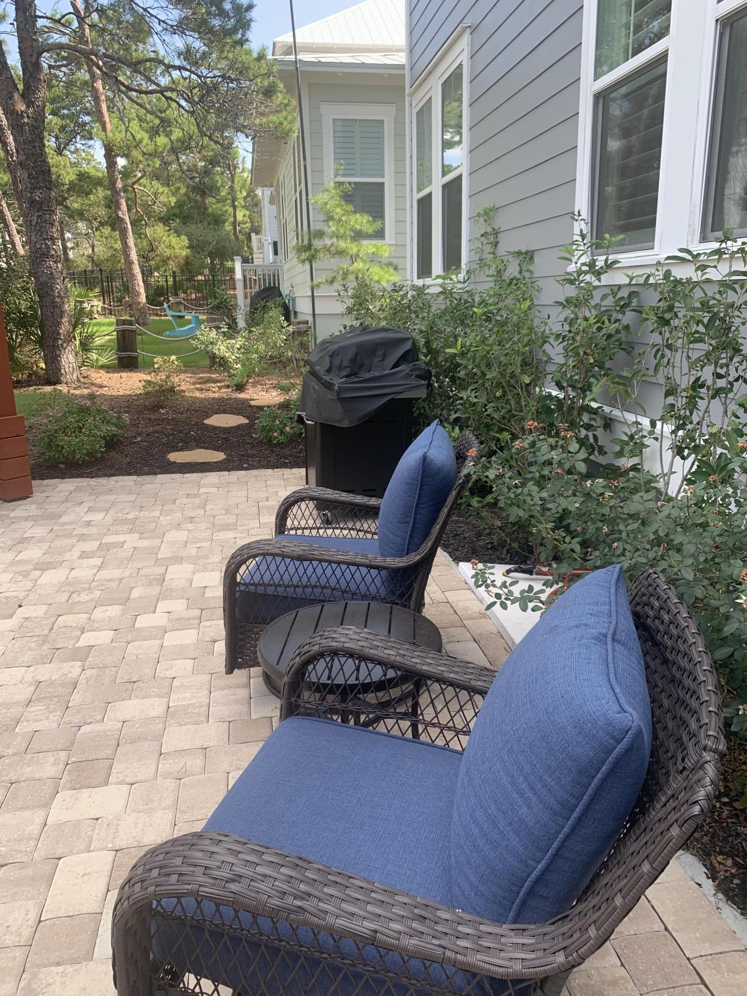 HIGHLAND PARKS - Residential