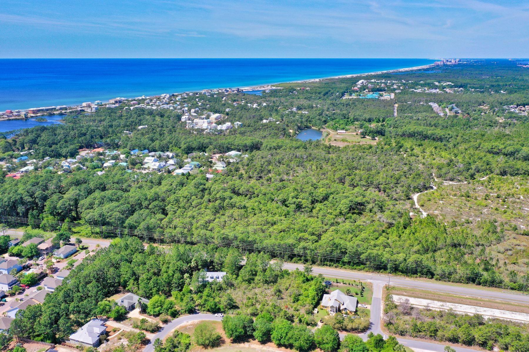 COUNTRY CLUB ESTATES - Land