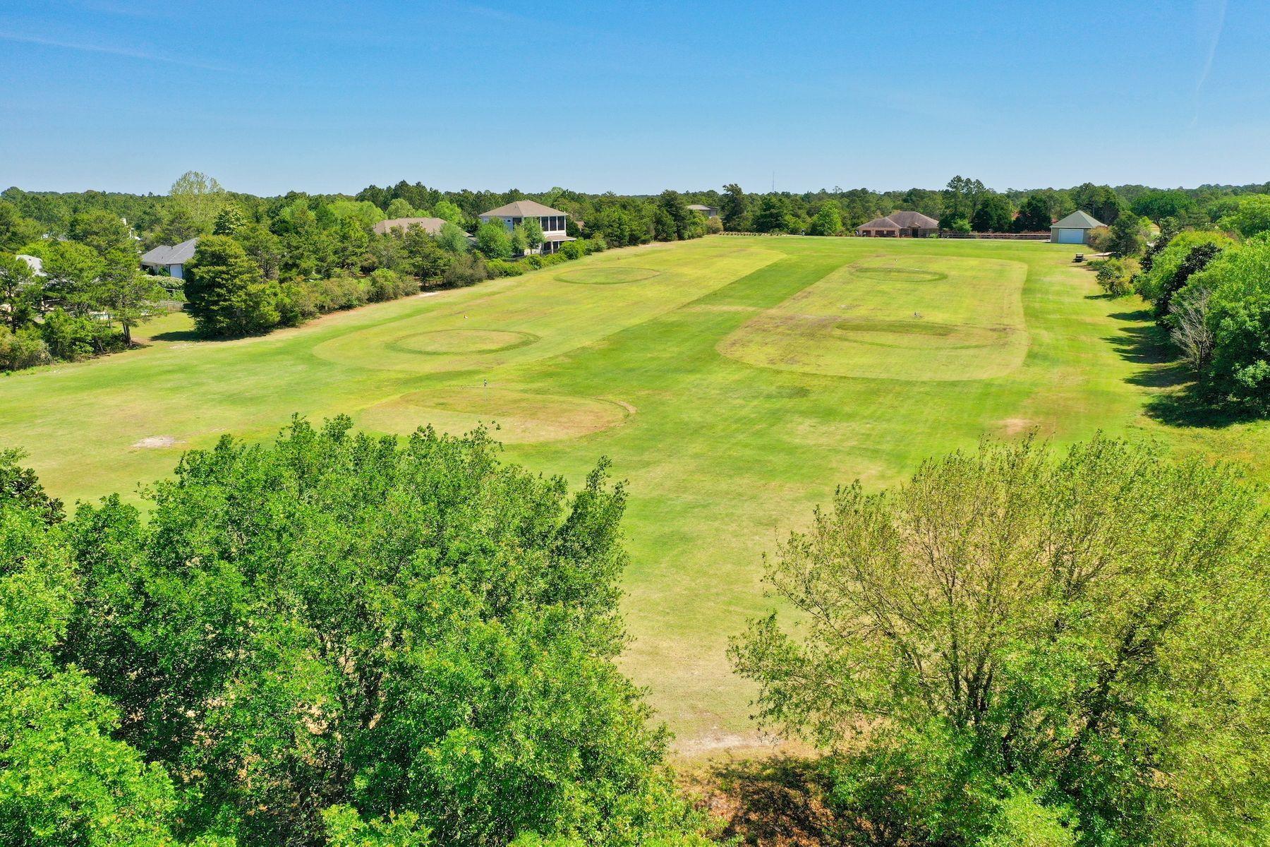 COUNTRY CLUB ESTATES - Land