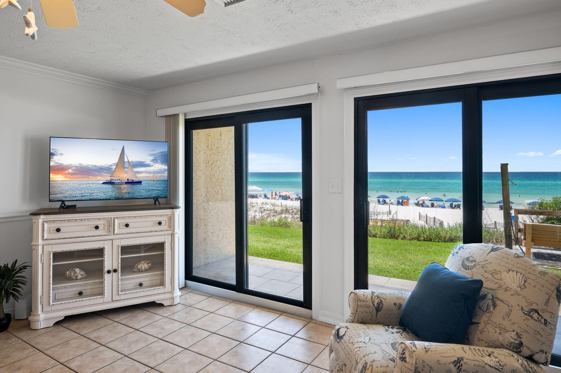 CRYSTAL VILLAS CONDO PH 2 - Residential