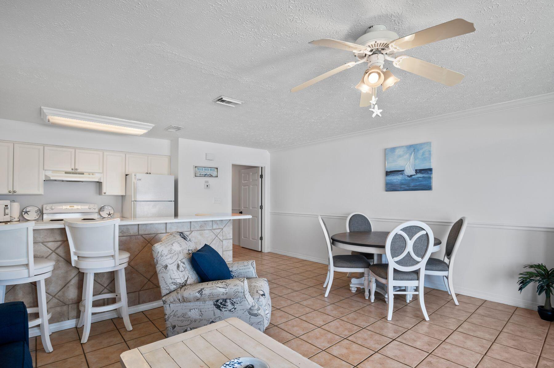 CRYSTAL VILLAS CONDO PH 2 - Residential