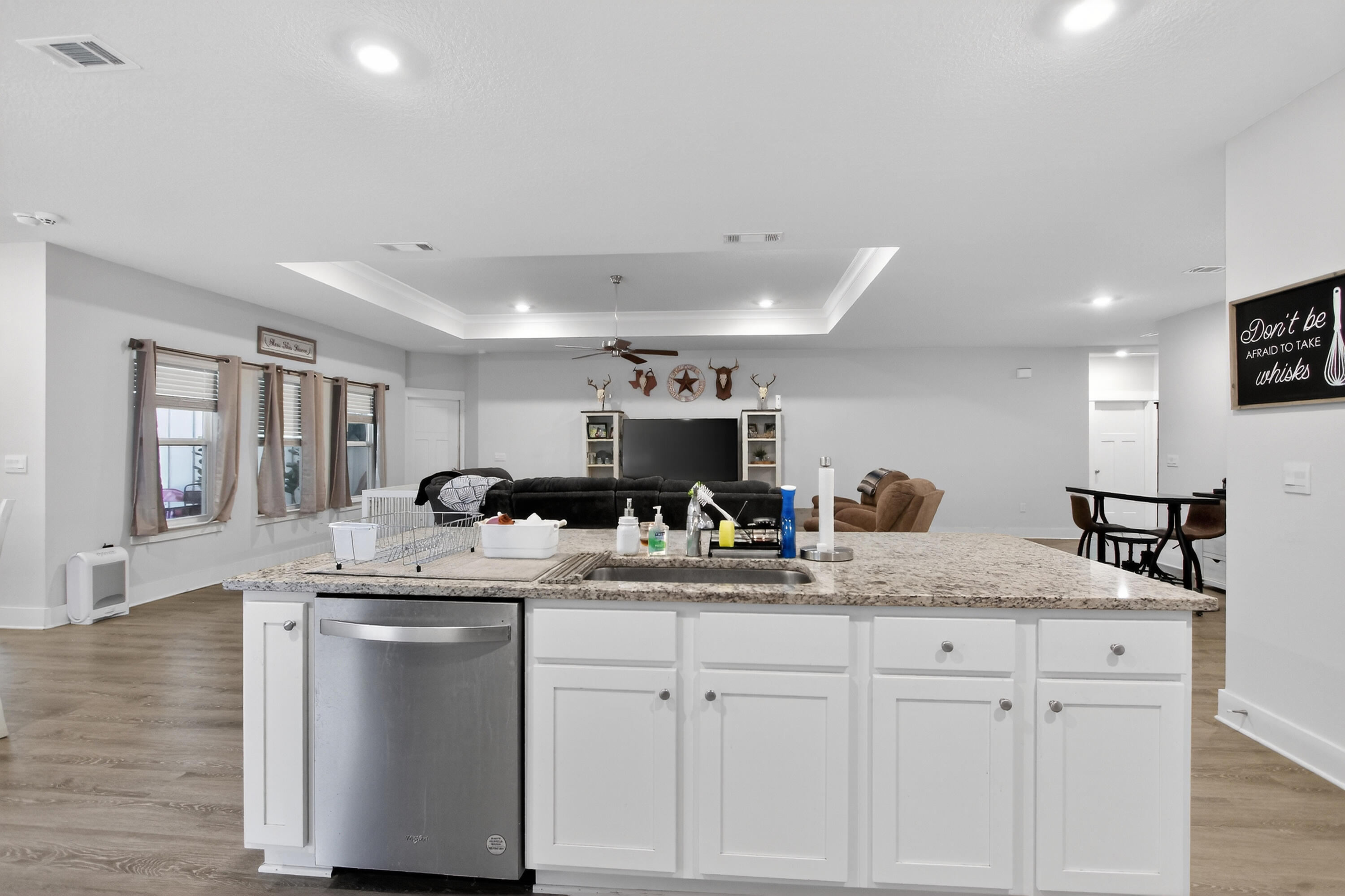 HILLWOOD ESTATES - Residential