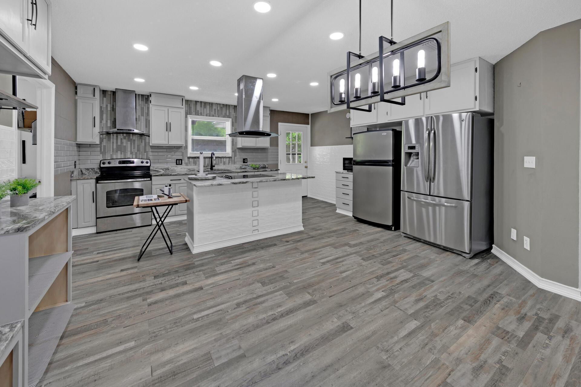 RACETRACK ROAD 1ST - Residential