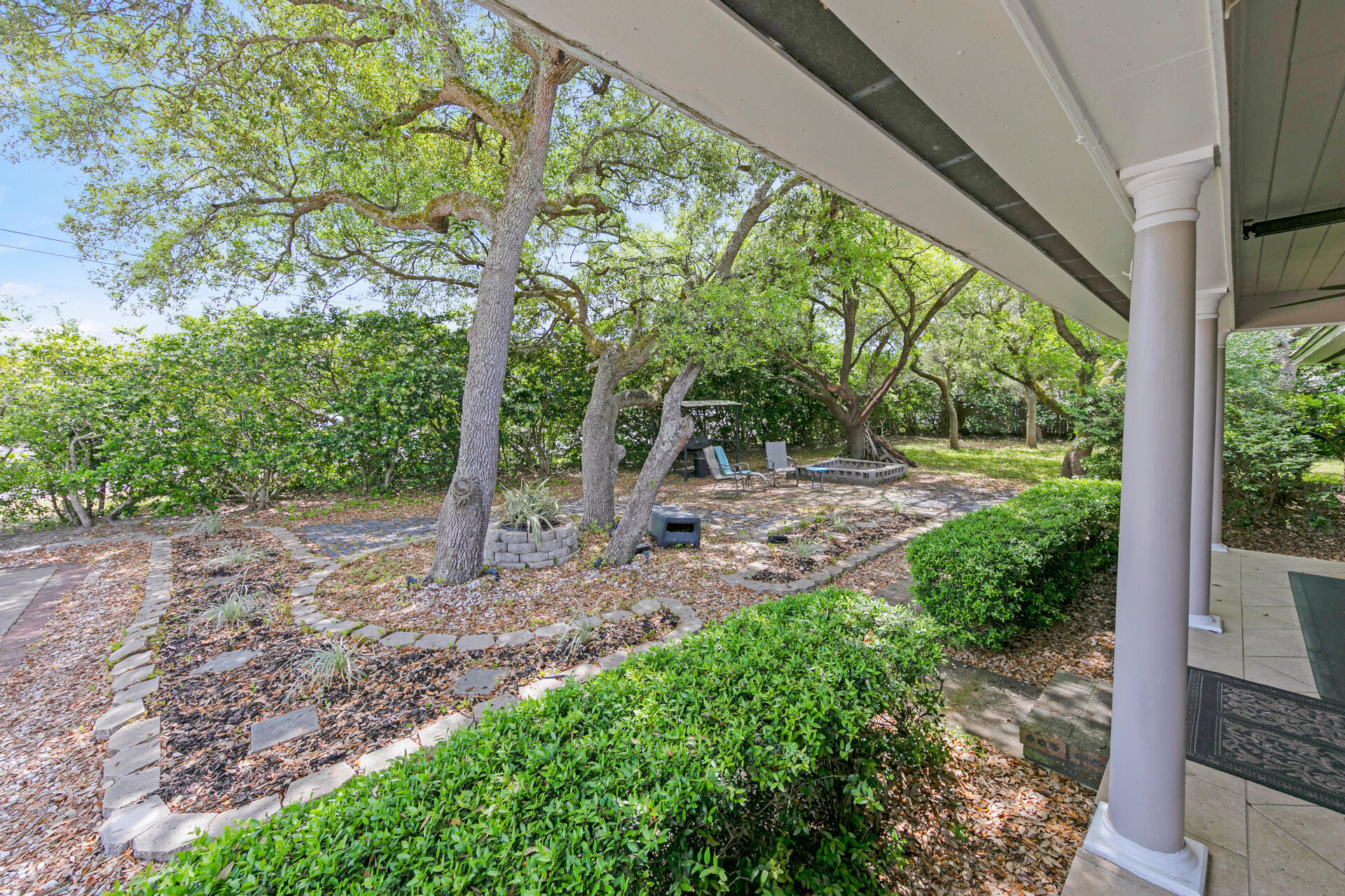 RACETRACK ROAD 1ST - Residential