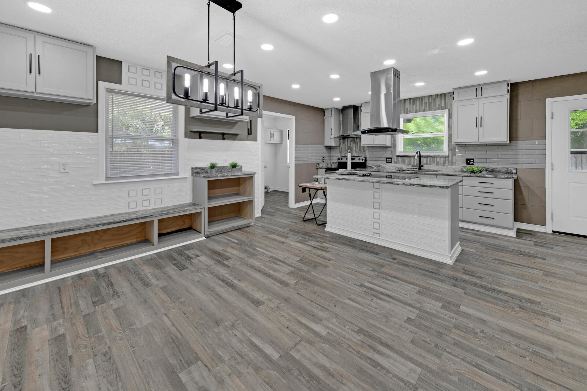 RACETRACK ROAD 1ST - Residential