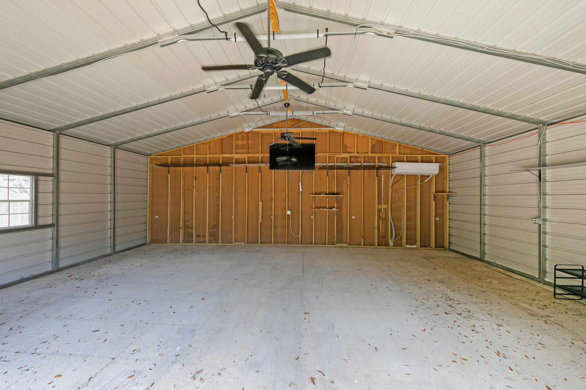 RACETRACK ROAD 1ST - Residential