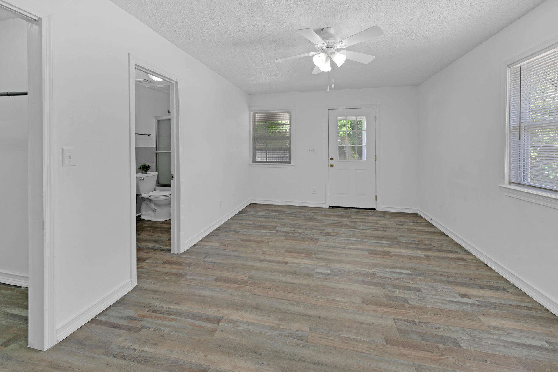 RACETRACK ROAD 1ST - Residential