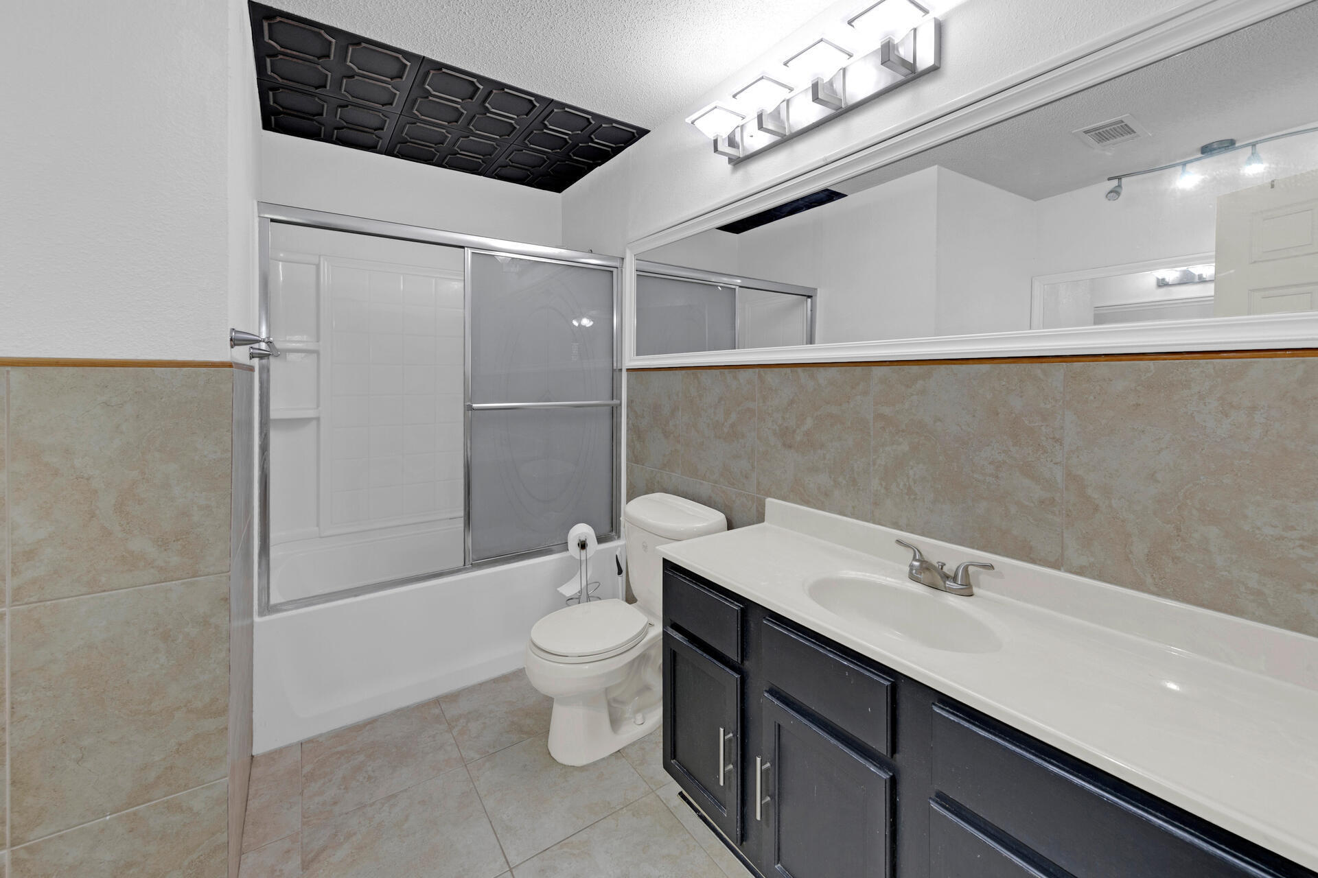 RACETRACK ROAD 1ST - Residential