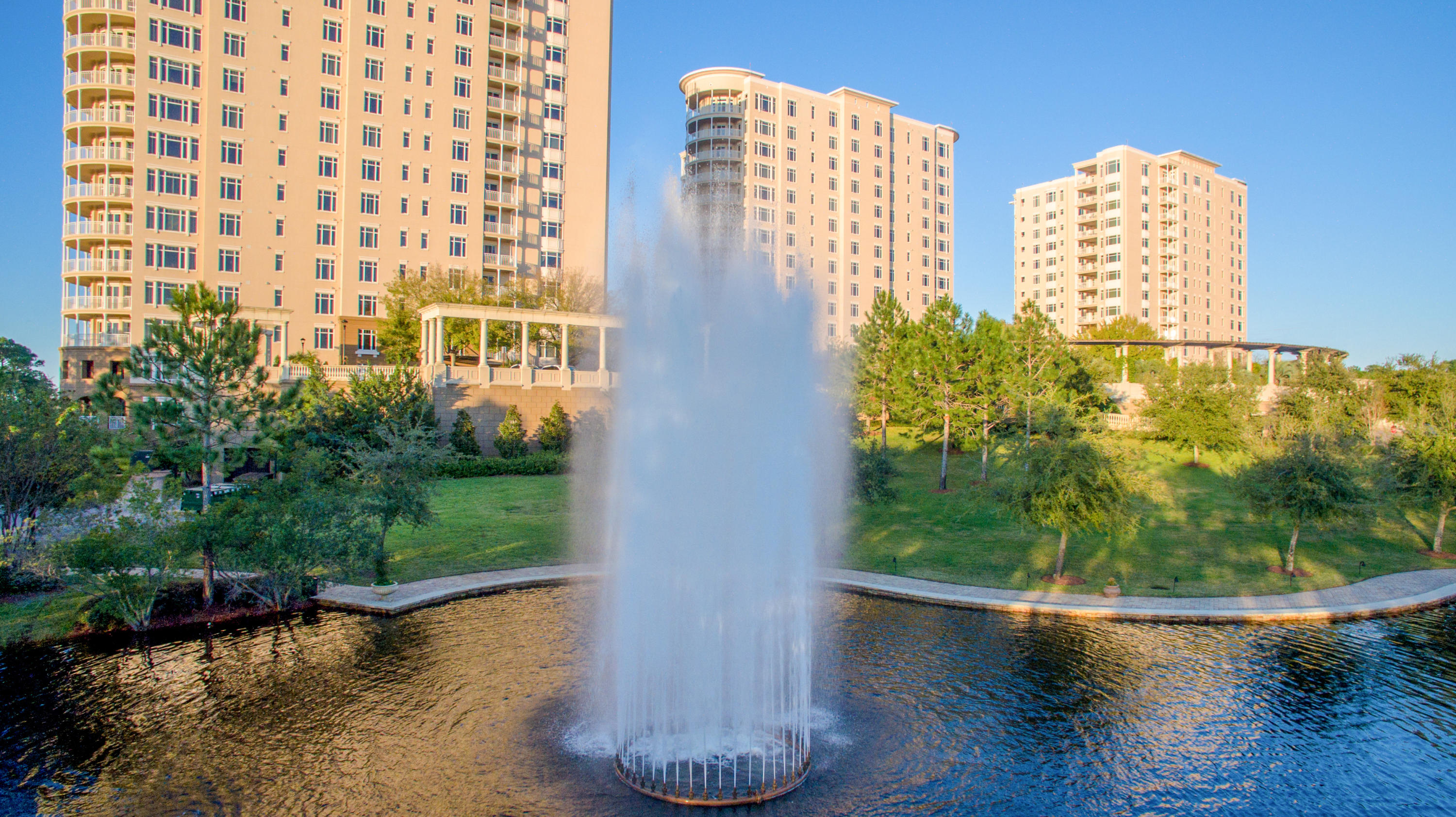 ONE WATER PLACE - Residential