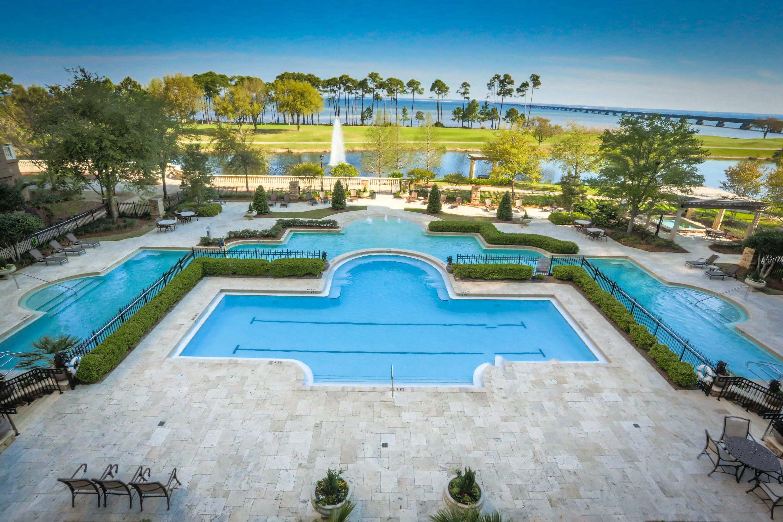 ONE WATER PLACE - Residential