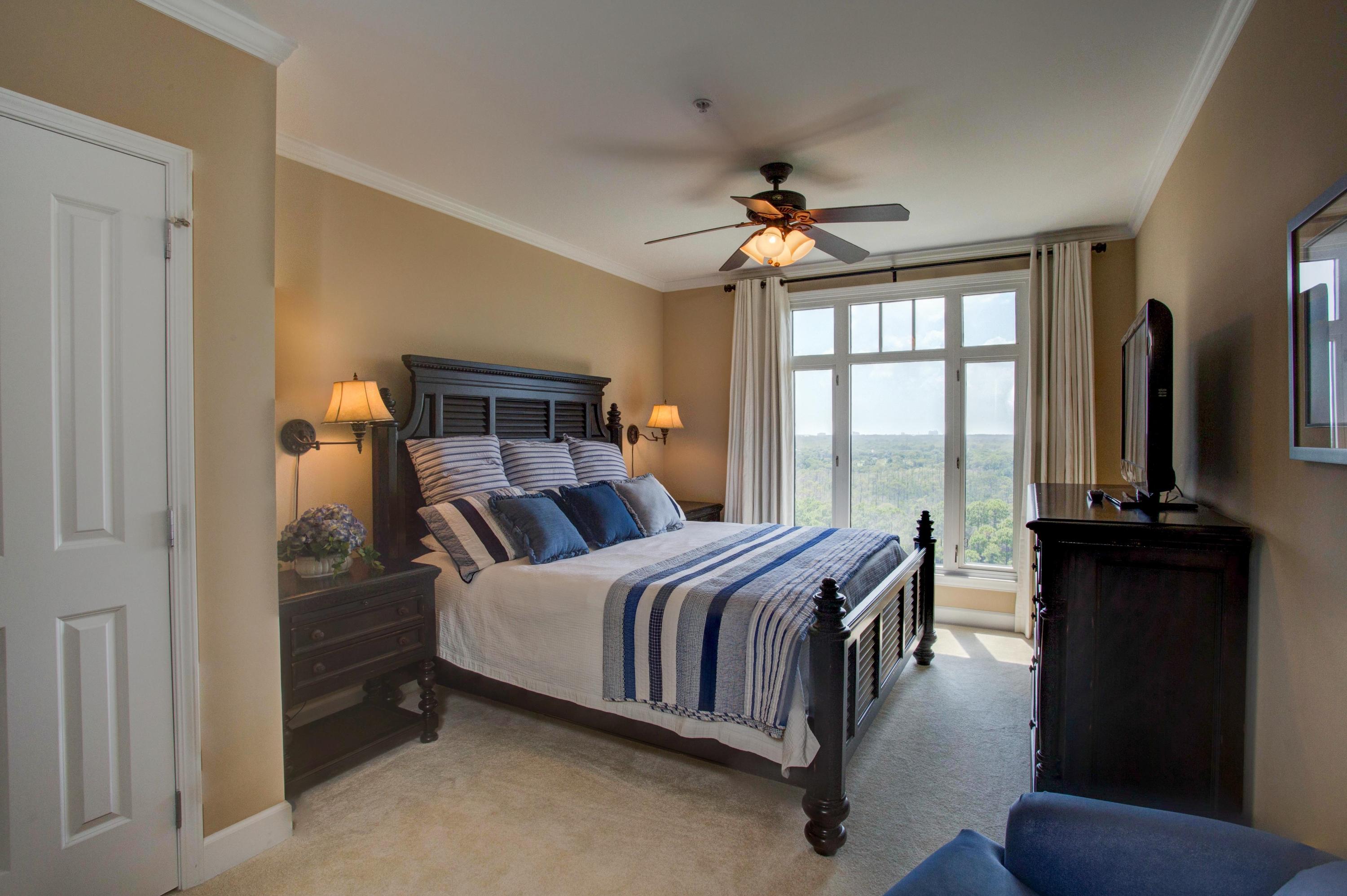 ONE WATER PLACE - Residential