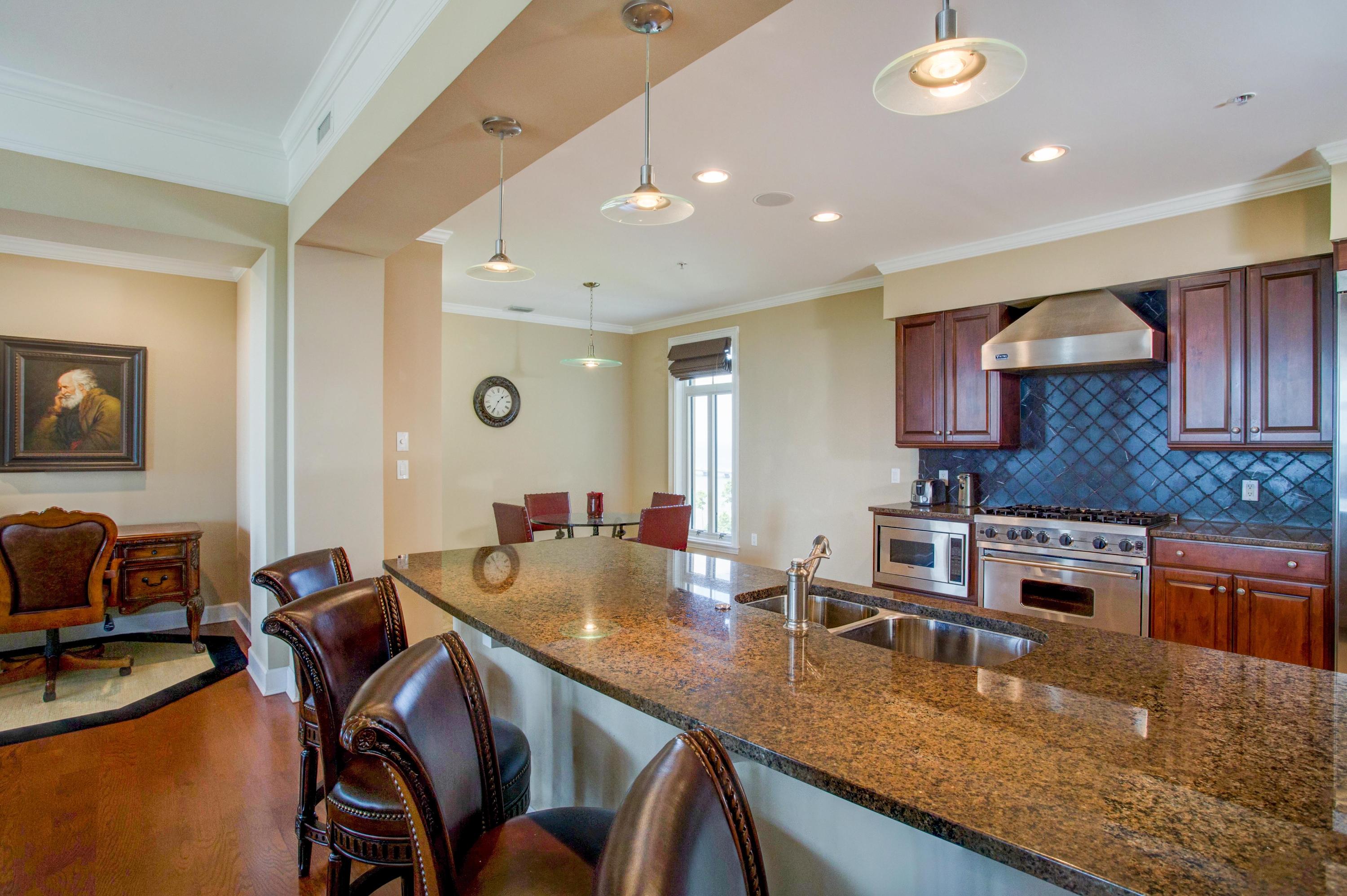 ONE WATER PLACE - Residential