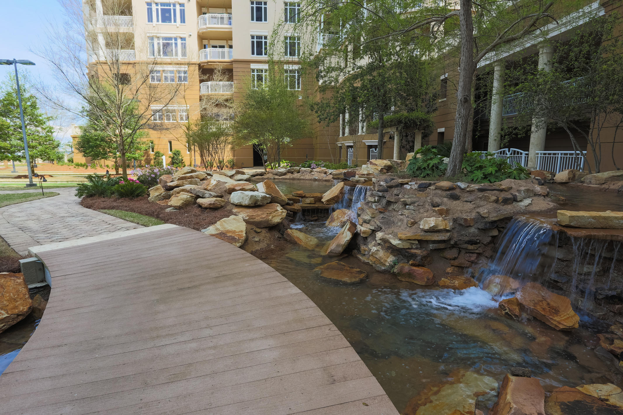 ONE WATER PLACE - Residential