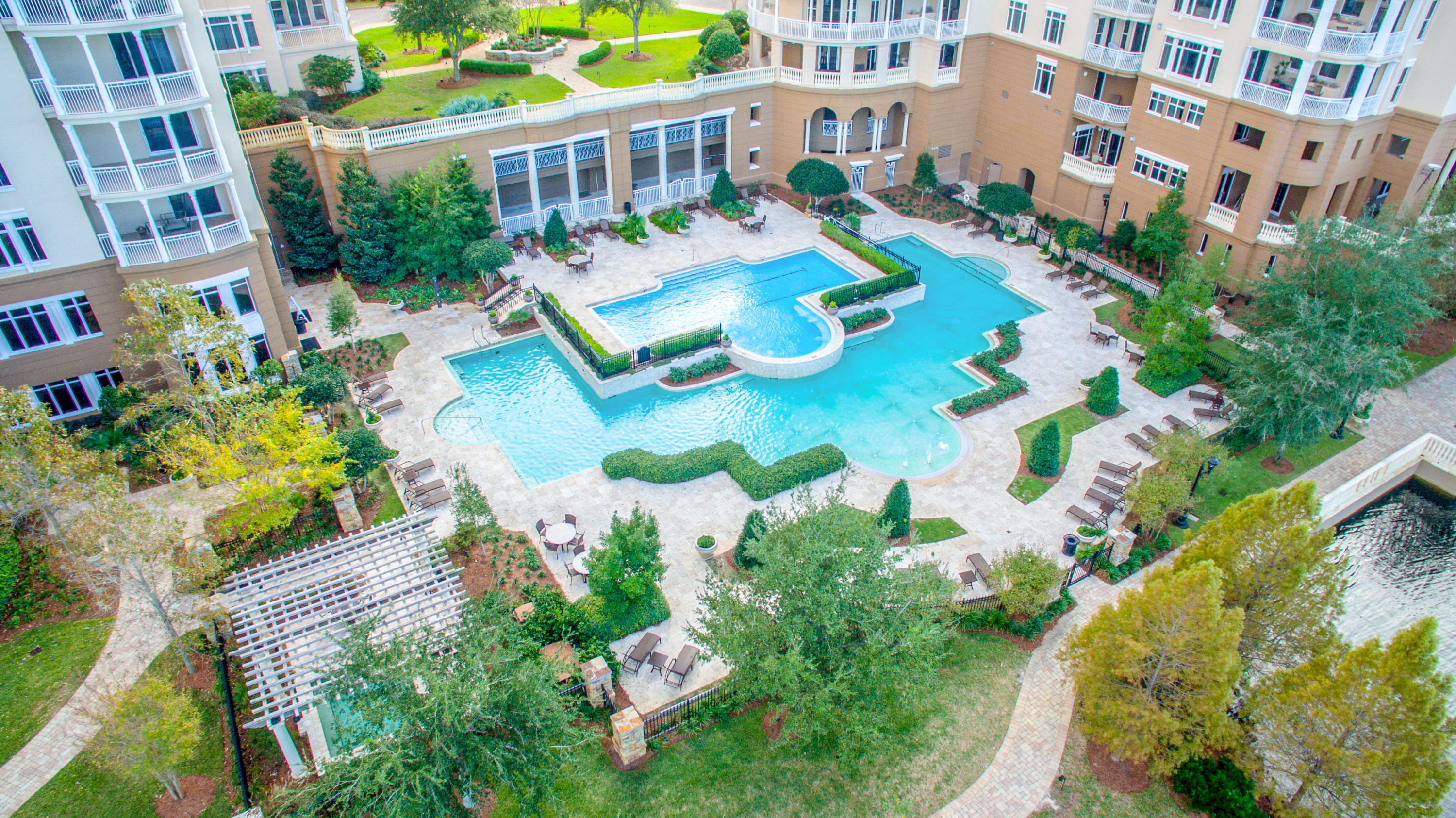 ONE WATER PLACE - Residential