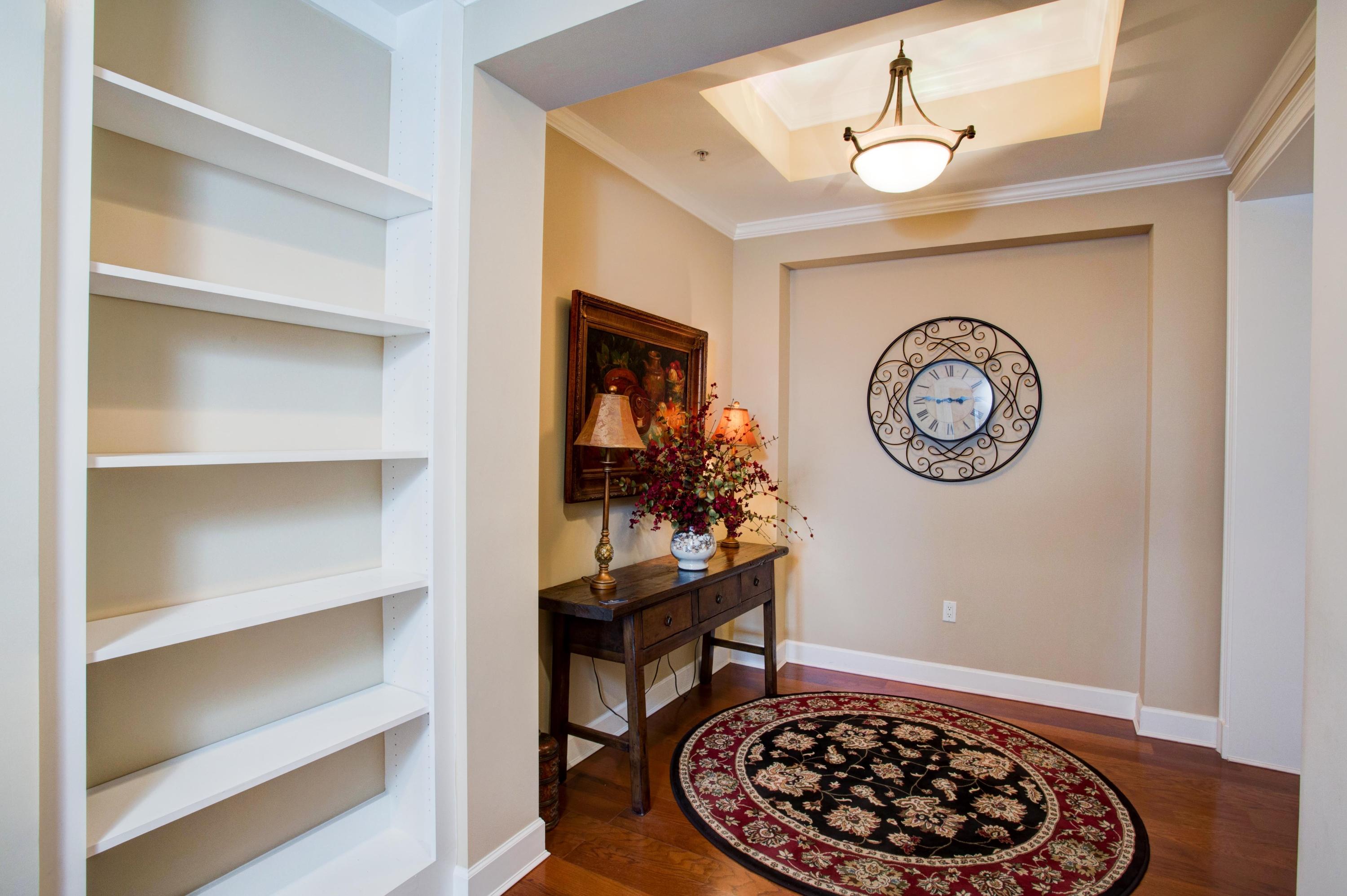 ONE WATER PLACE - Residential