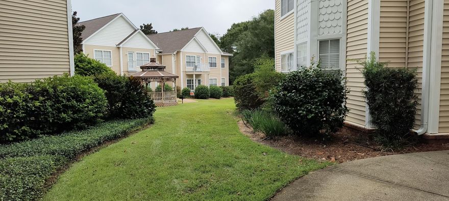 Bottom Floor Unit. 2 bed / 2 bath condo with a great open floor plan. The primary bedroom offers ample space for a king size bed, walk in closet, and an en-suite bathroom with cultured marble countertop and new custom shower. The 2nd bedroom is a great size.  The guest bath includes a walk-in shower. This unit comes complete with a stacked washer and dryer.  Situated at the back of the complex this unit offers a more private location that's surrounded by trees. The Oaks is a fantastic community offering beautifully landscaped courtyard, sparkling community pool, and charming gazebo. Centrally located in Niceville.  Non smoking & No pet property.   Please contact messmorerentals@gmail.com or text 850-797-0681.