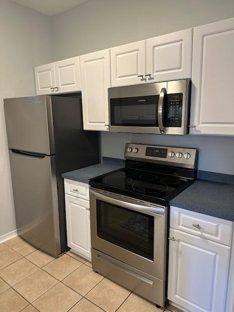 THE OAKS AT NICEVILLE - Residential Lease