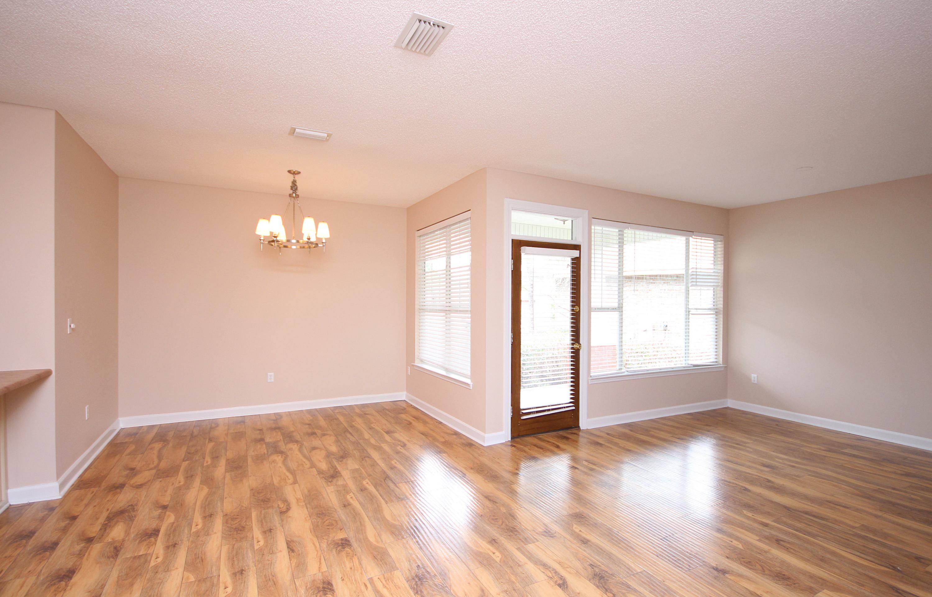 Escada - Residential