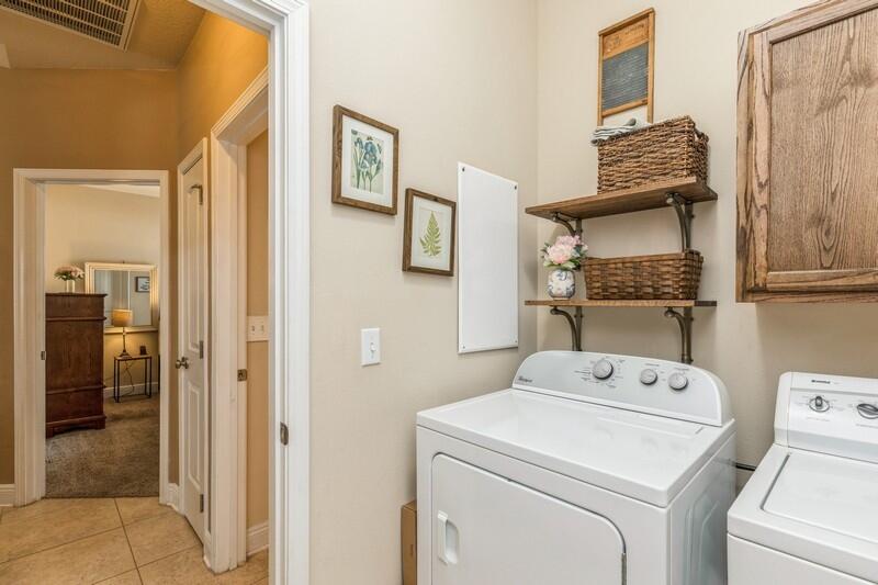 LAGRANGE LANDING - Residential