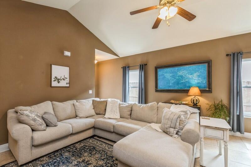 LAGRANGE LANDING - Residential