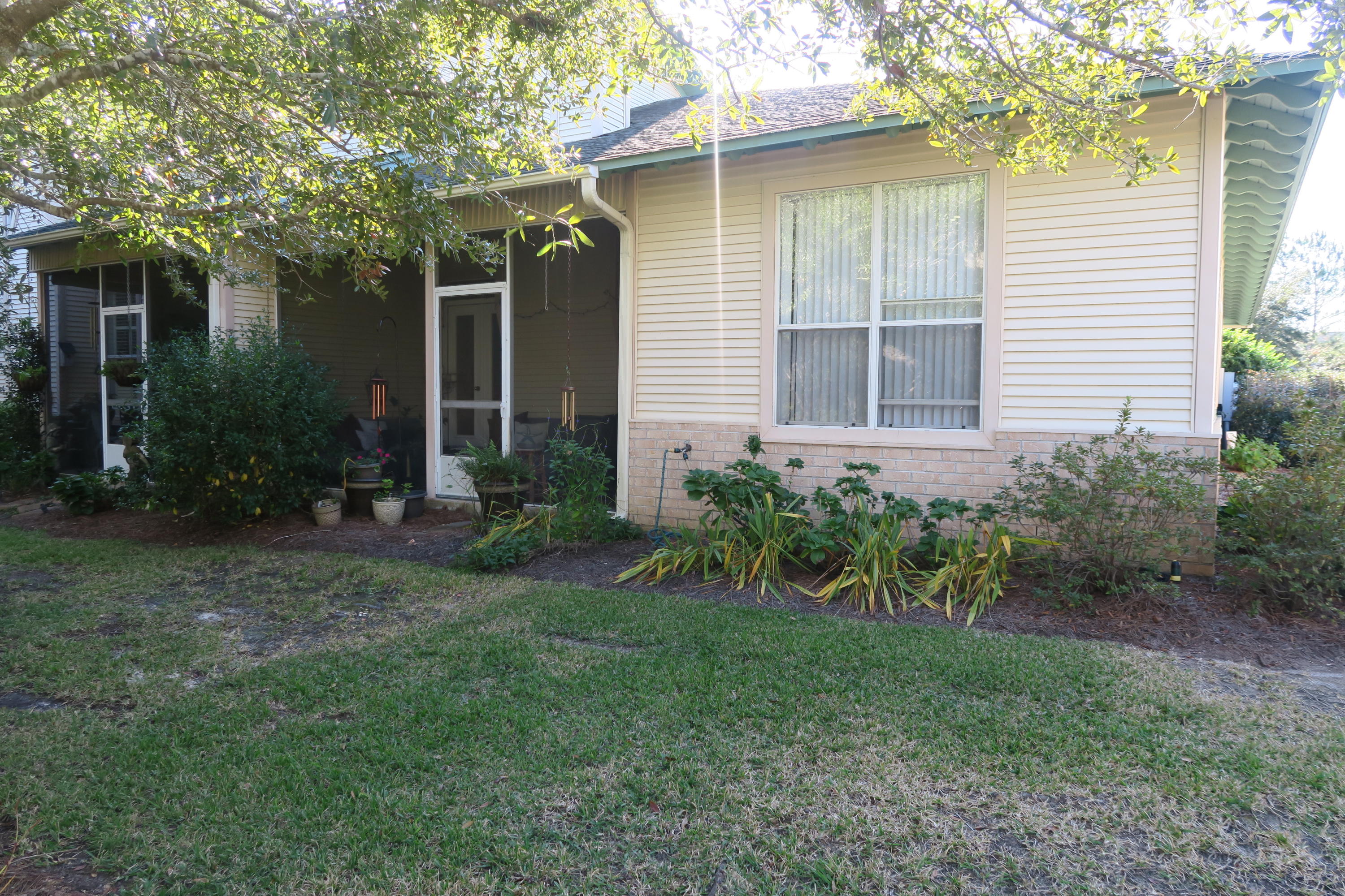 ESCADA - Residential