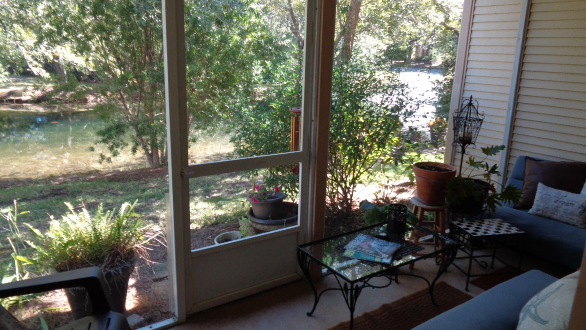 ESCADA - Residential