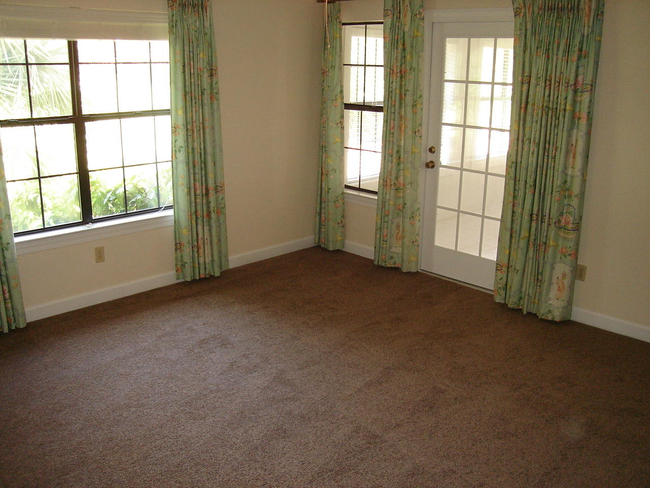 GOLF VIEW S/D - Residential