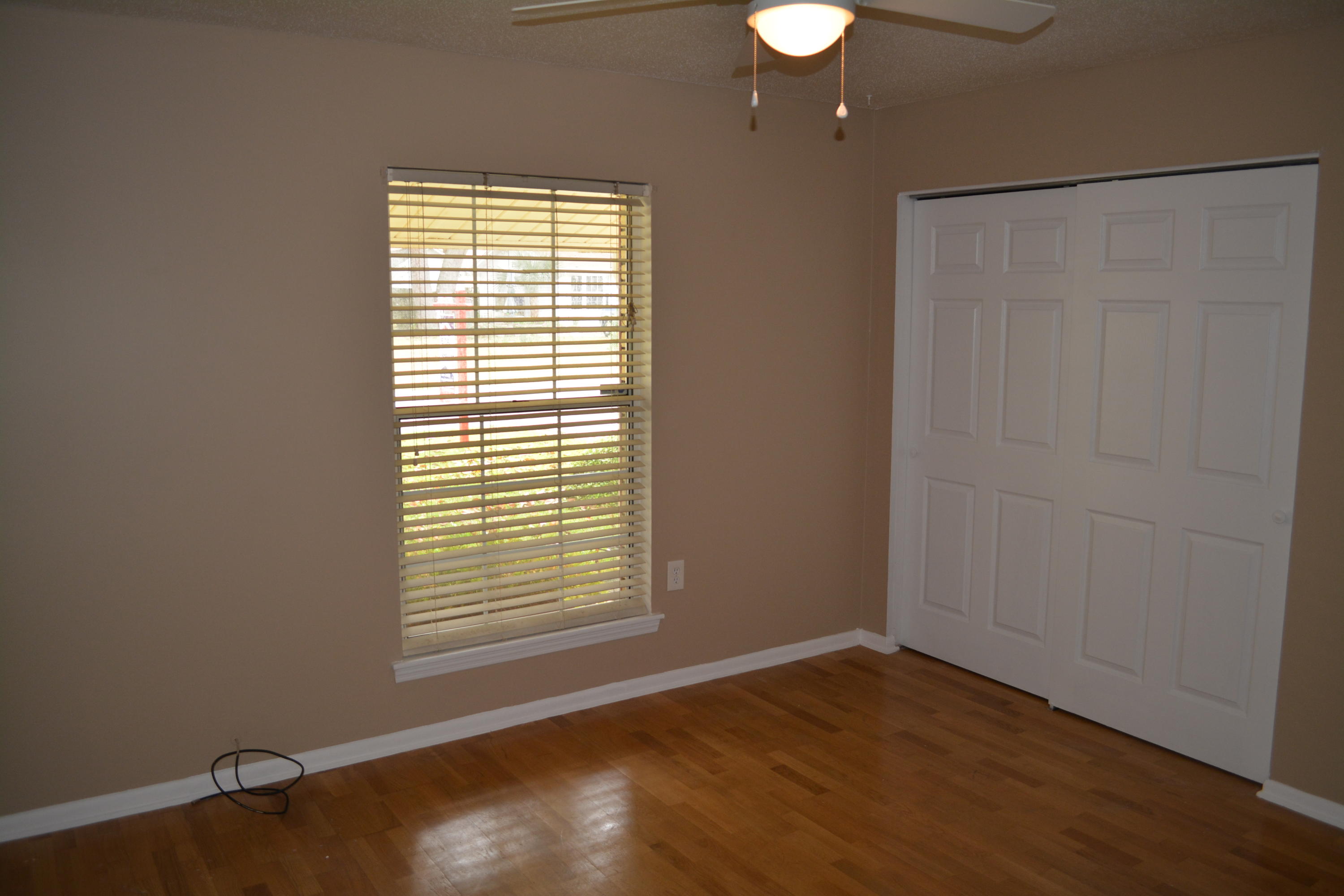 PORT DIXIE - Residential Lease