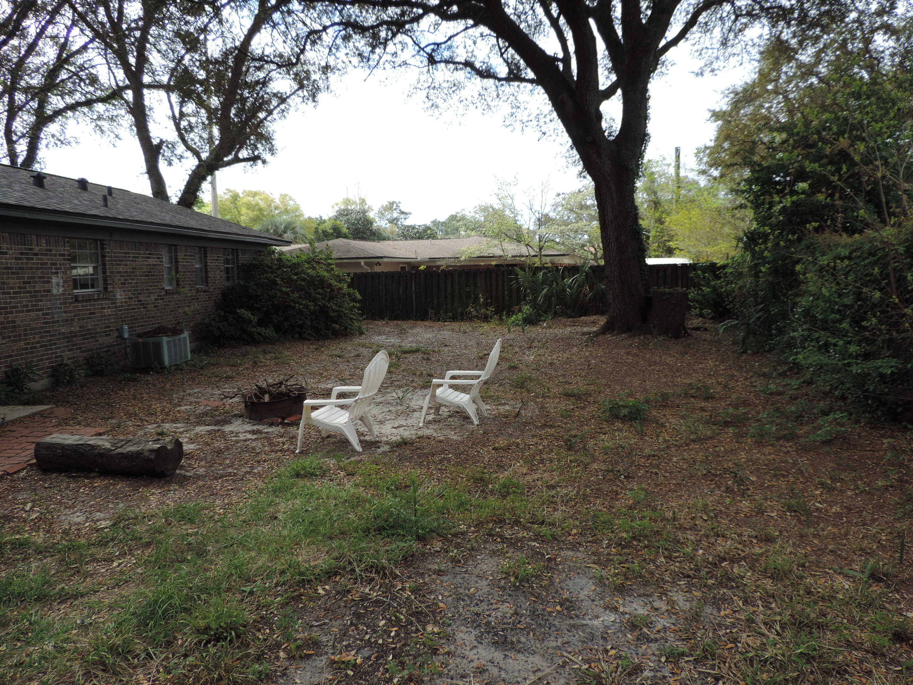 COLONIAL HEIGHTS - Residential